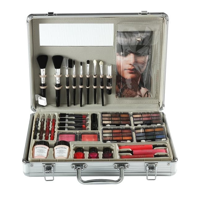 Set trucco per truccatrice