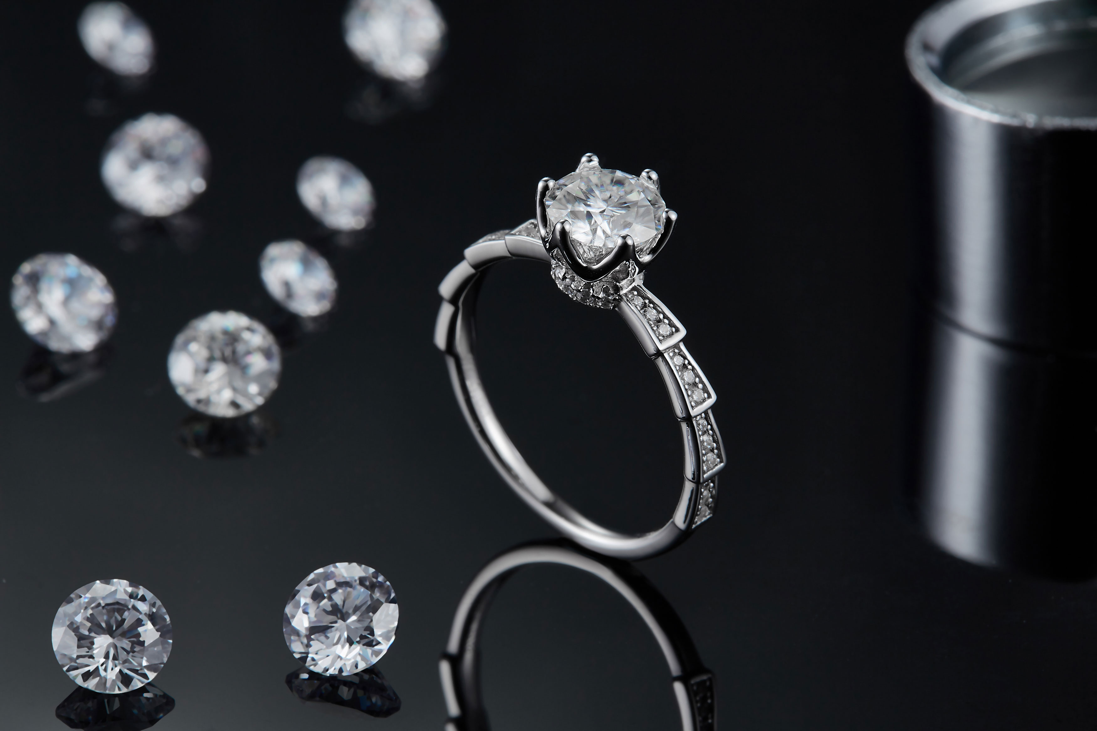 1-carat Luxury And Fashionable Light Luxury Jewelry Silver Ring Set With Top-quality
