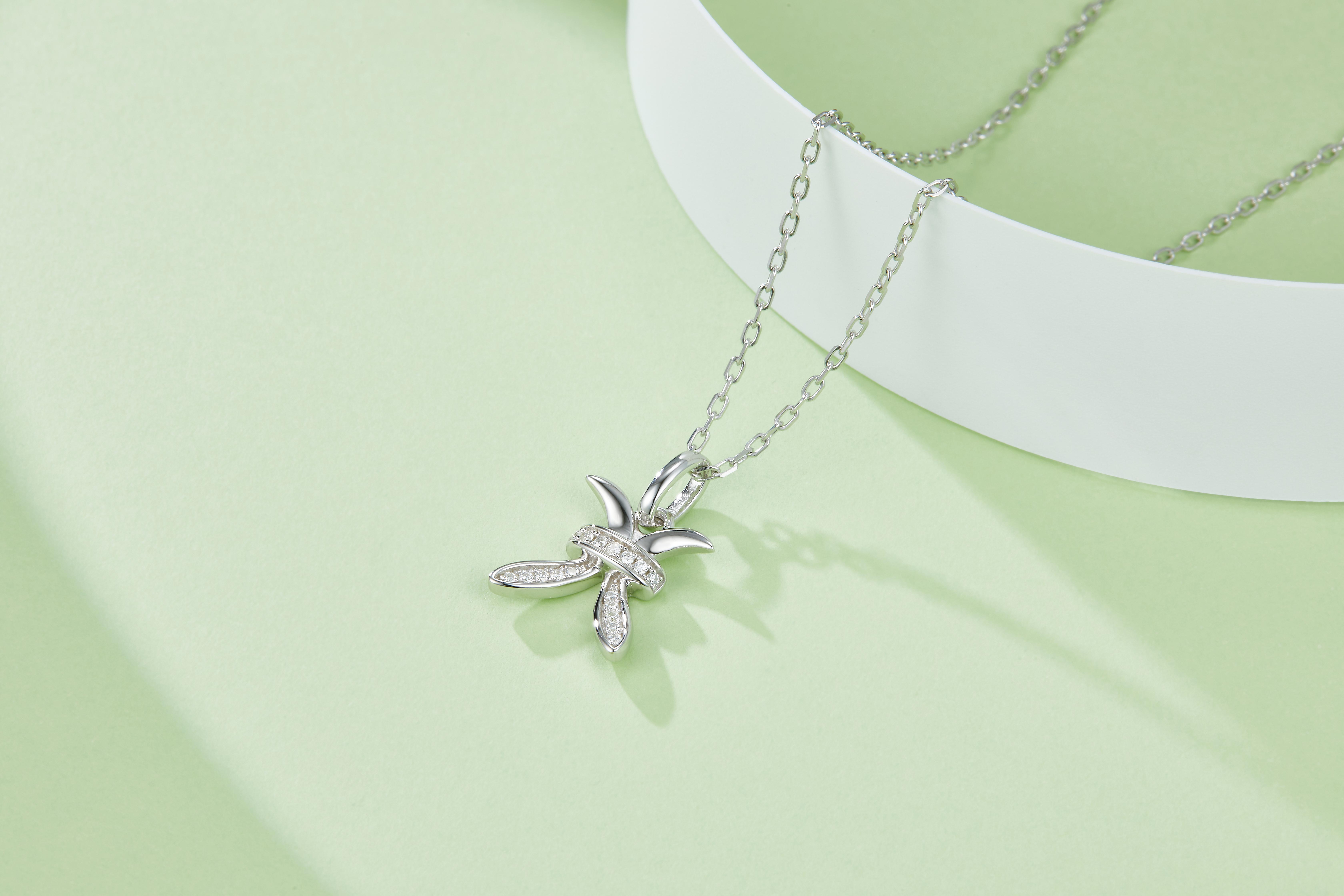 12 Zodiac Signs - Pisces, Set With Top-quality Moissanite, Luxurious And Fashionable Light