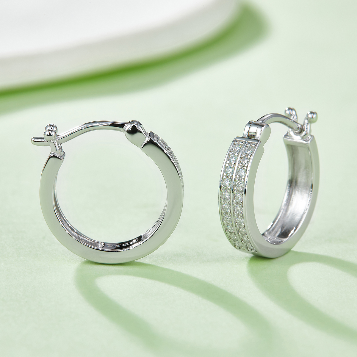 3.3g Sterling Silver Double Row Moissanite Hoop Earrings 16mm Platinum Plated Hinged Hoops