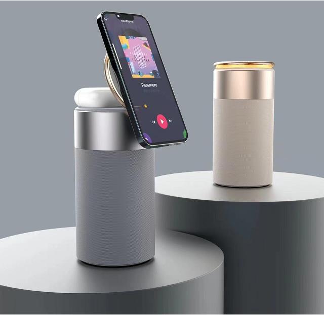 3 في 1 شاحن لاسلكي متعدد الوظائف لأجهزة iPhone وAirPods ومكبر صوت بلوتوث محمول مع