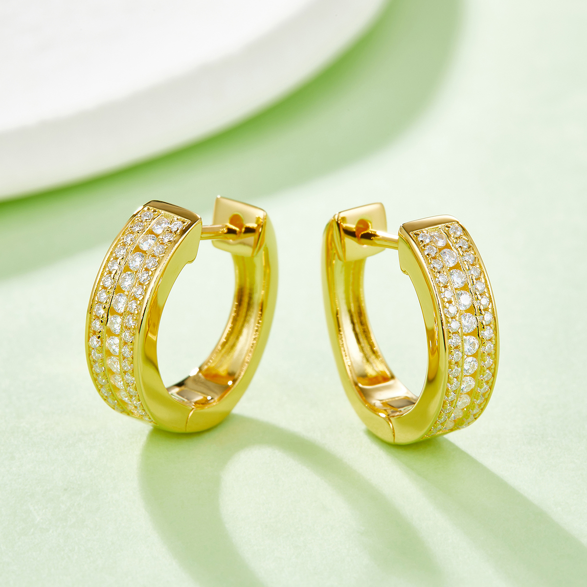 4.1g Sterling Silver 86 Stone Moissanite Hoop Earrings Chunky Pave Huggie Hoops With GRA
