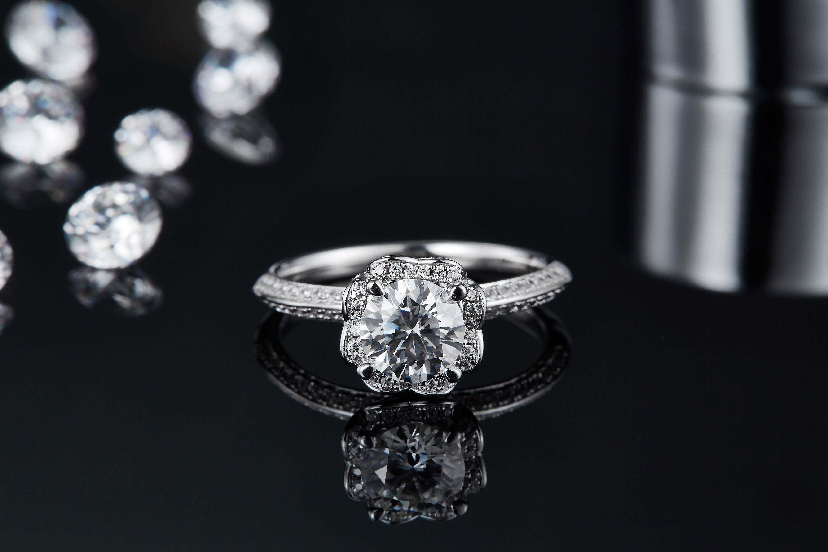 A 1-carat Luxurious And Fashionable Light Luxury Trend Jewelry Silver Ring And Women, Set