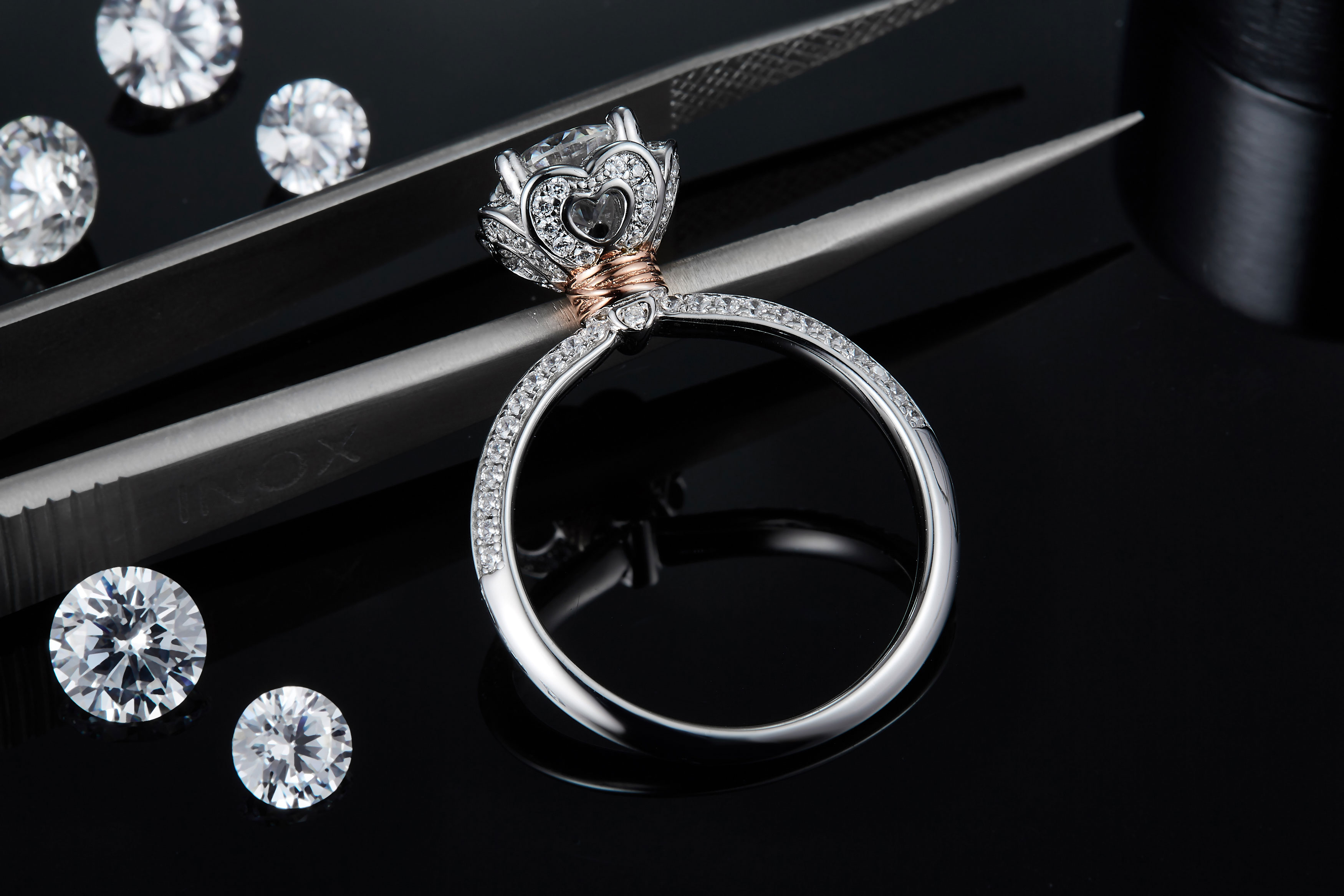 A 1-carat Luxurious And Fashionable Light Luxury Trend Jewelry Silver Ring And Women, Set