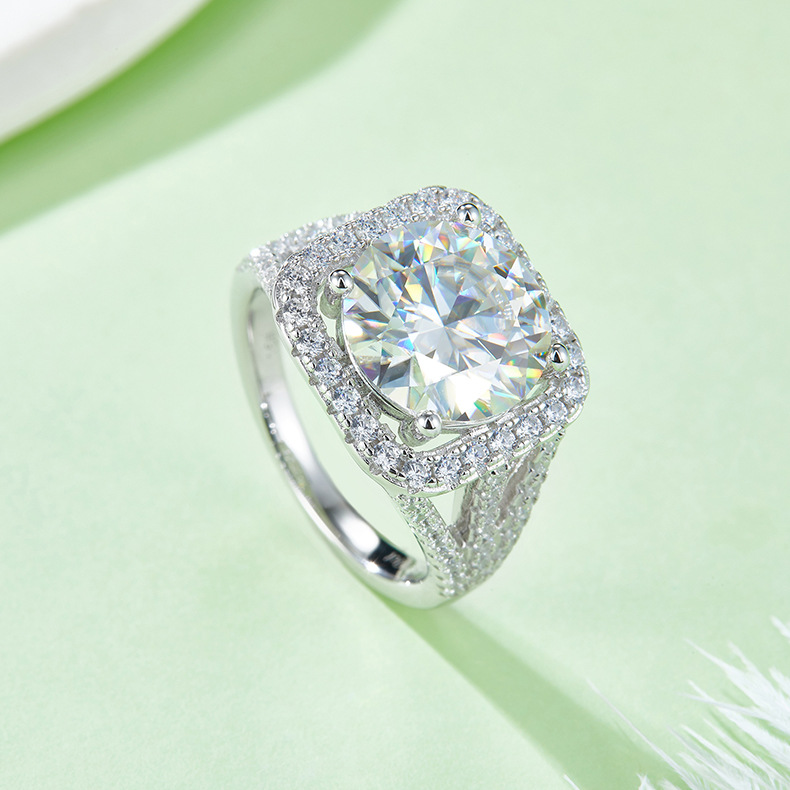 A 5-carat Luxury And Fashionable Light Luxury Jewelry Silver Ring Set With Top-quality