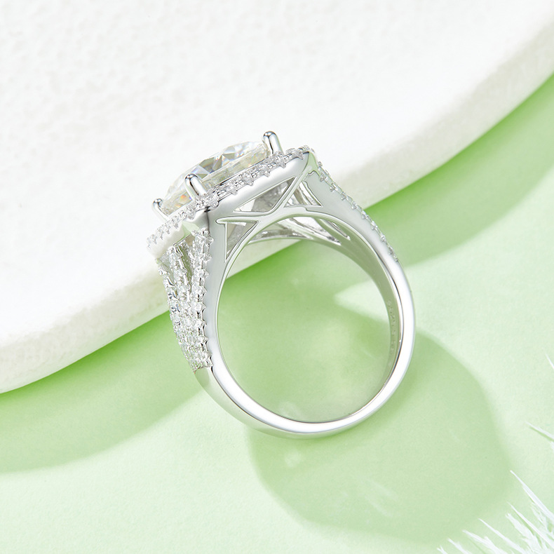 A 5-carat Luxury And Fashionable Light Luxury Jewelry Silver Ring Set With Top-quality