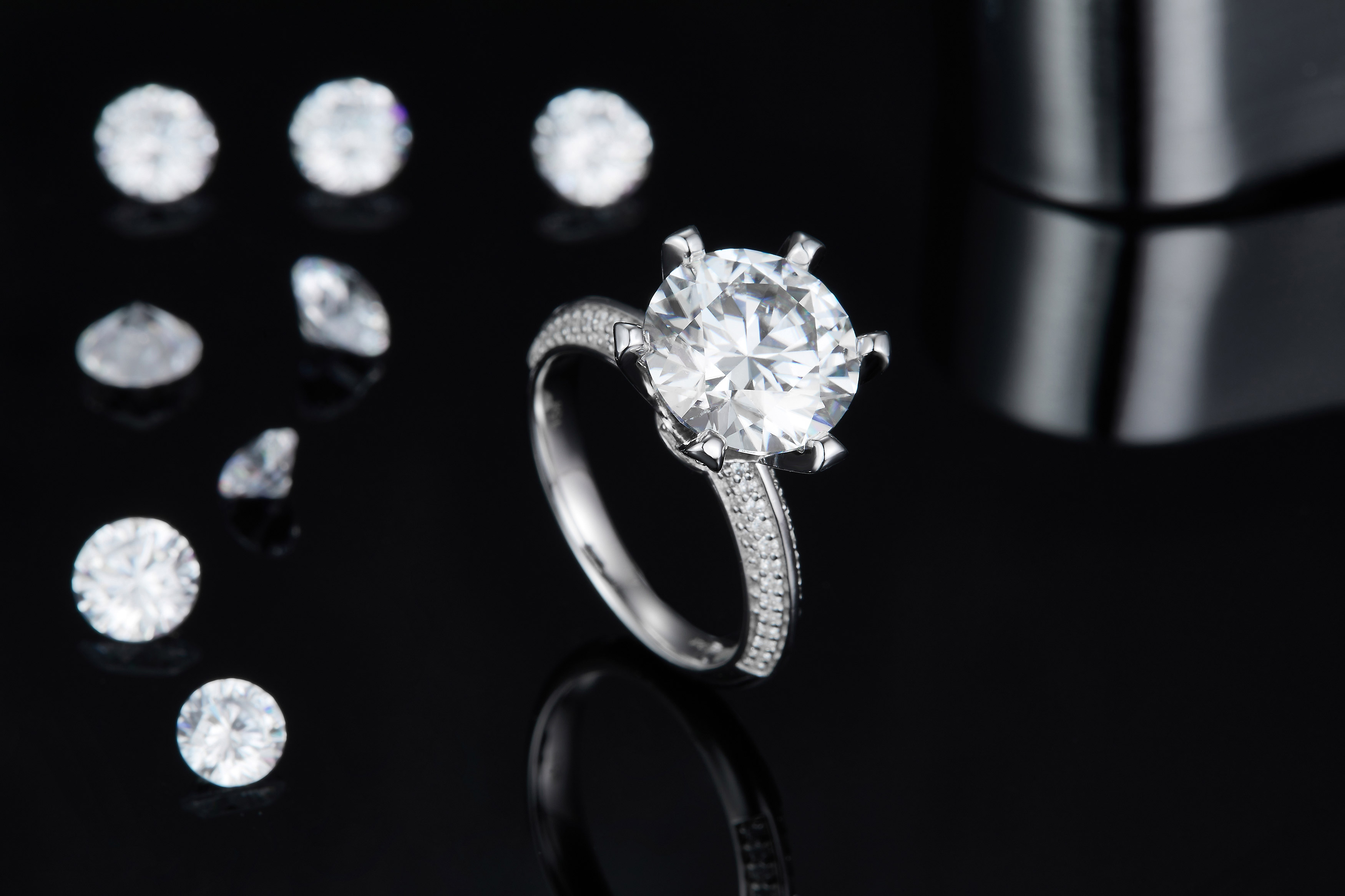 A 5-carat Luxury And Fashionable Light Luxury Jewelry Silver Ring Set With Top-quality