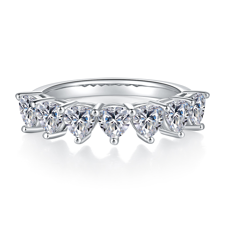 A Luxurious And Fashionable Light Luxury Jewelry Silver Ring Set With Top-quality