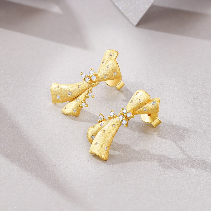 A Luxurious And Fashionable Minimalist Jewelry Earring Set Featuring Top-quality