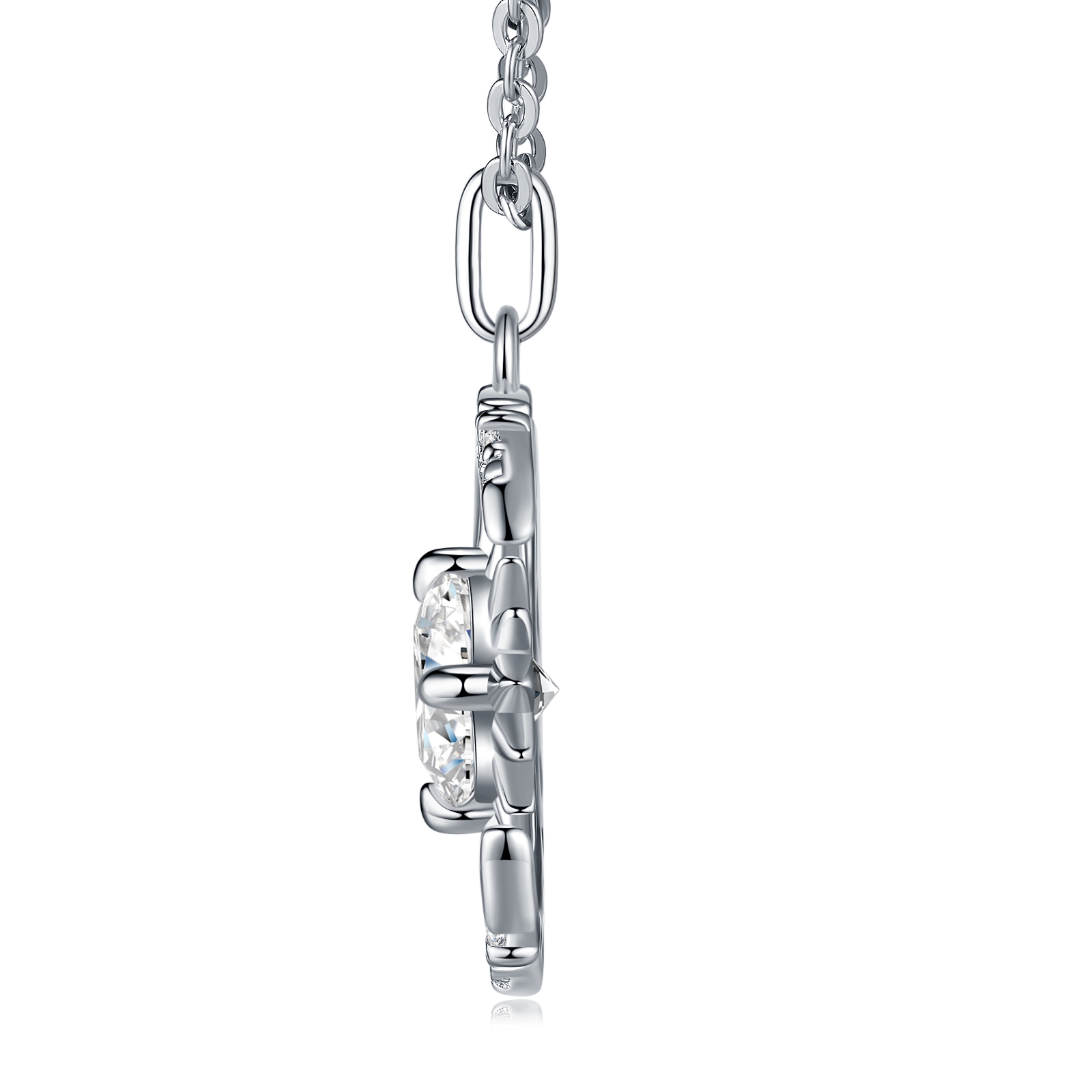 A Luxurious And Fashionable Minimalist Jewelry Pendant Necklace Featuring Top-quality