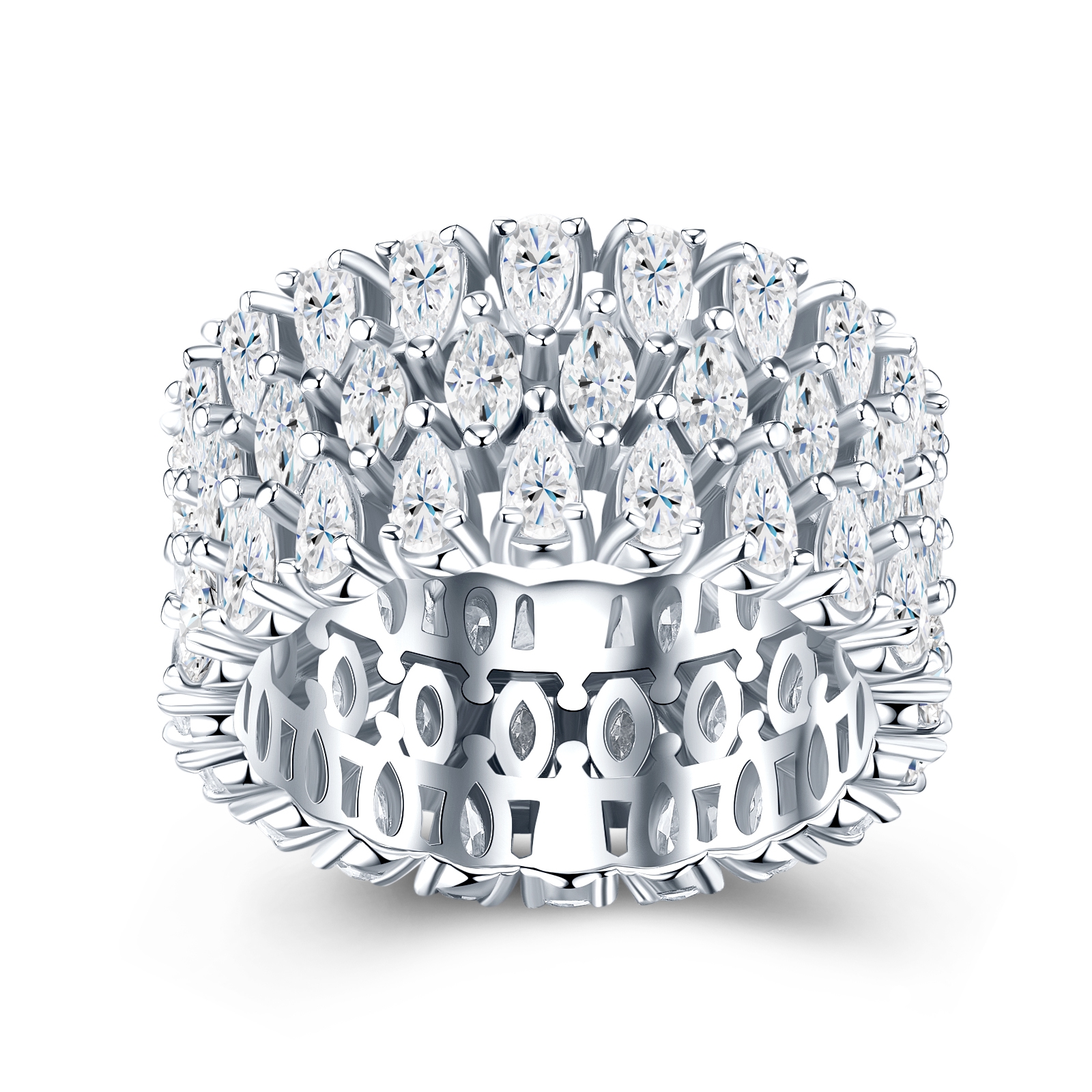 A Luxurious And Fashionable Minimalist Jewelry Ring Featuring Top-quality Moissanite, Made
