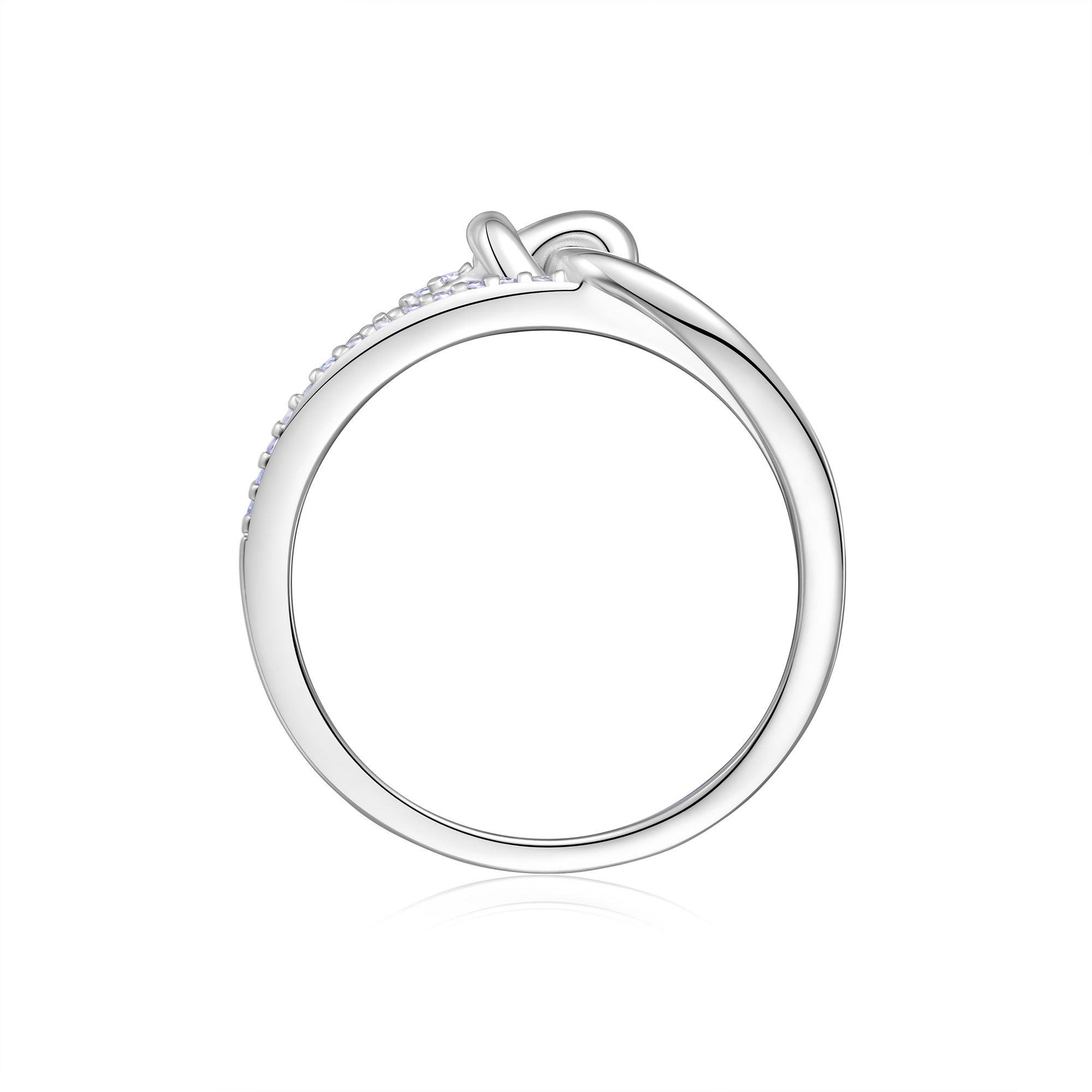 A Luxurious And Fashionable Minimalist Jewelry Ring Featuring Top-quality Moissanite, Made