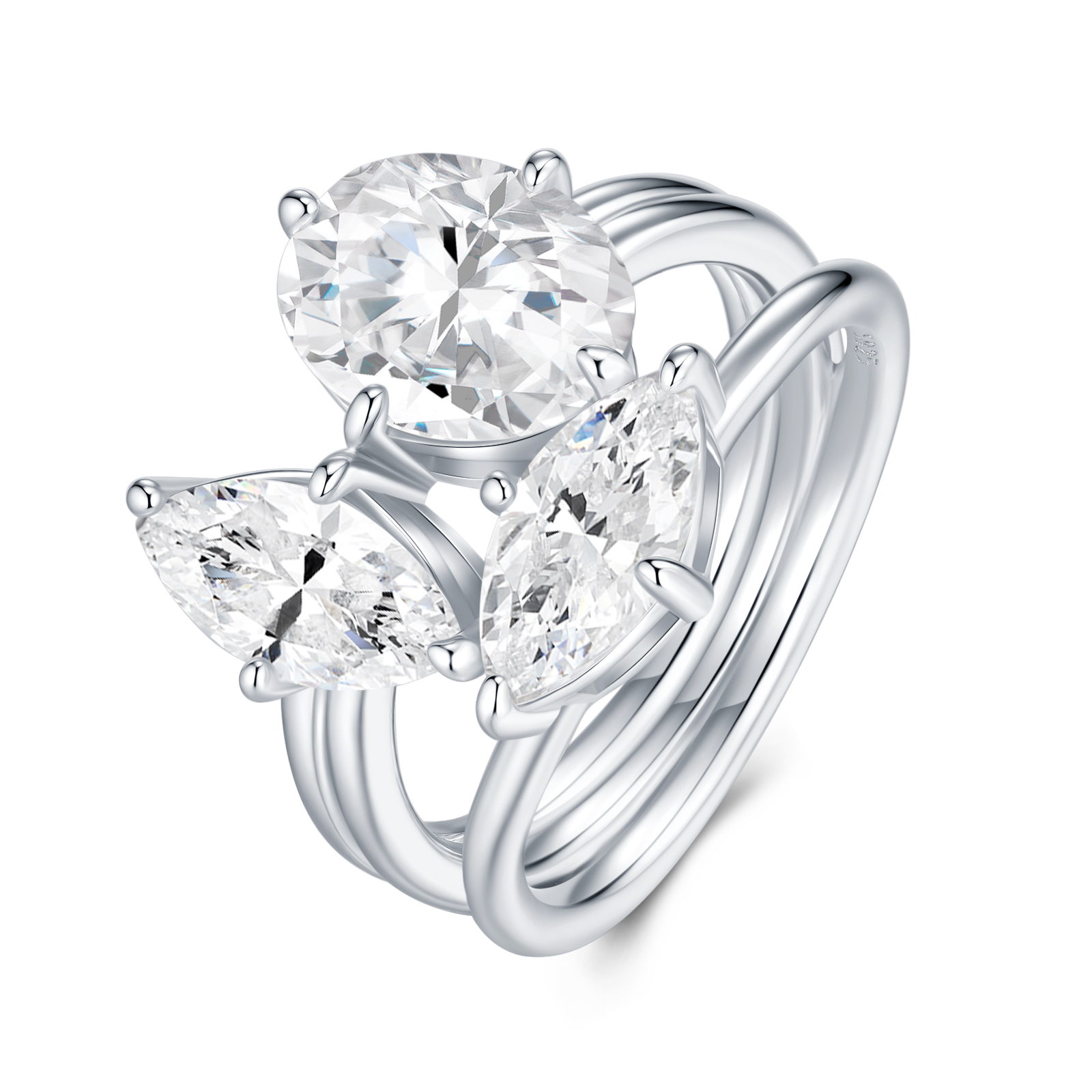 A Luxurious And Fashionable Minimalist Jewelry Ring Featuring Top-quality Moissanite, Made