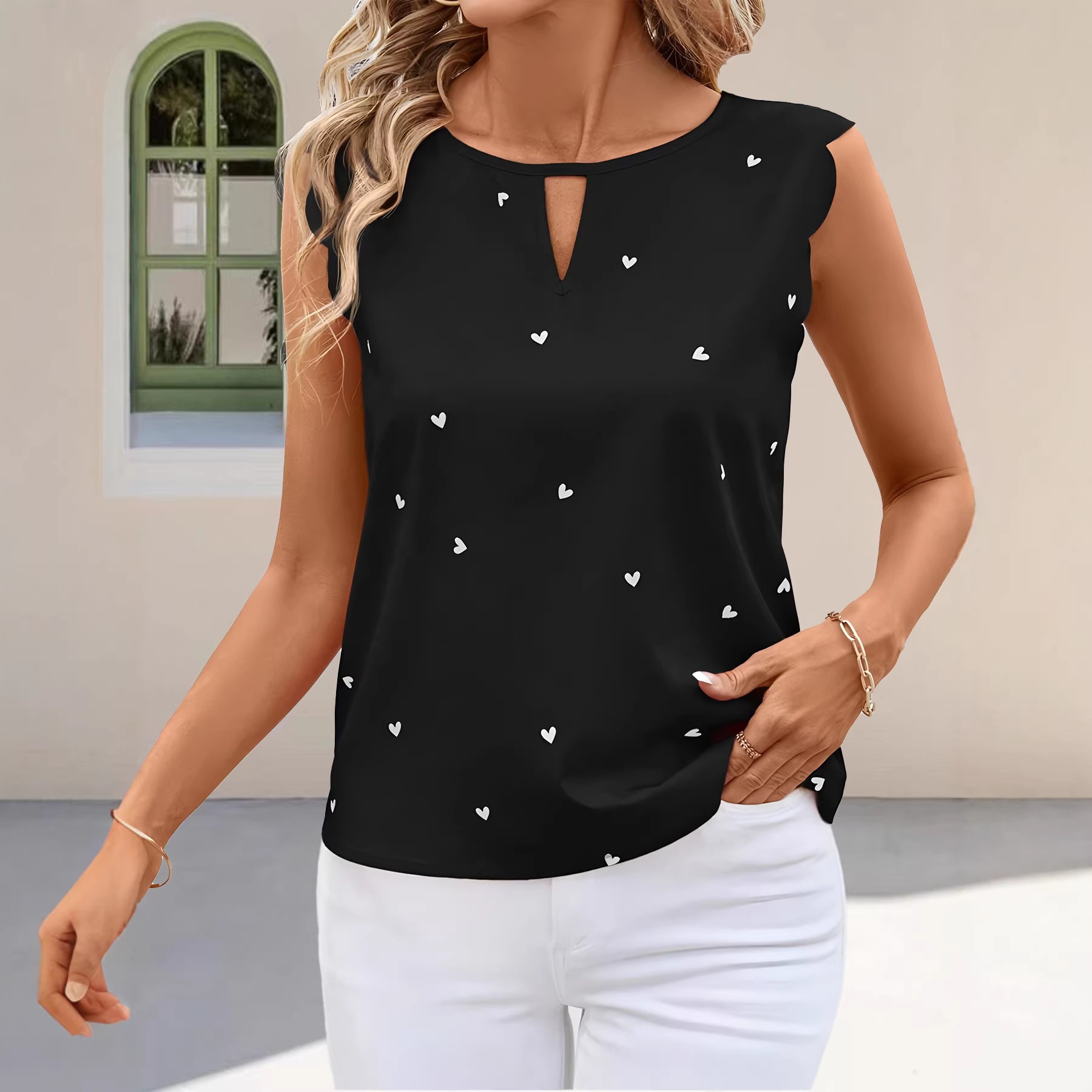 Arrival Heart-Print Crew-Neck Hollow-Out Sleeveless Commuter Top
