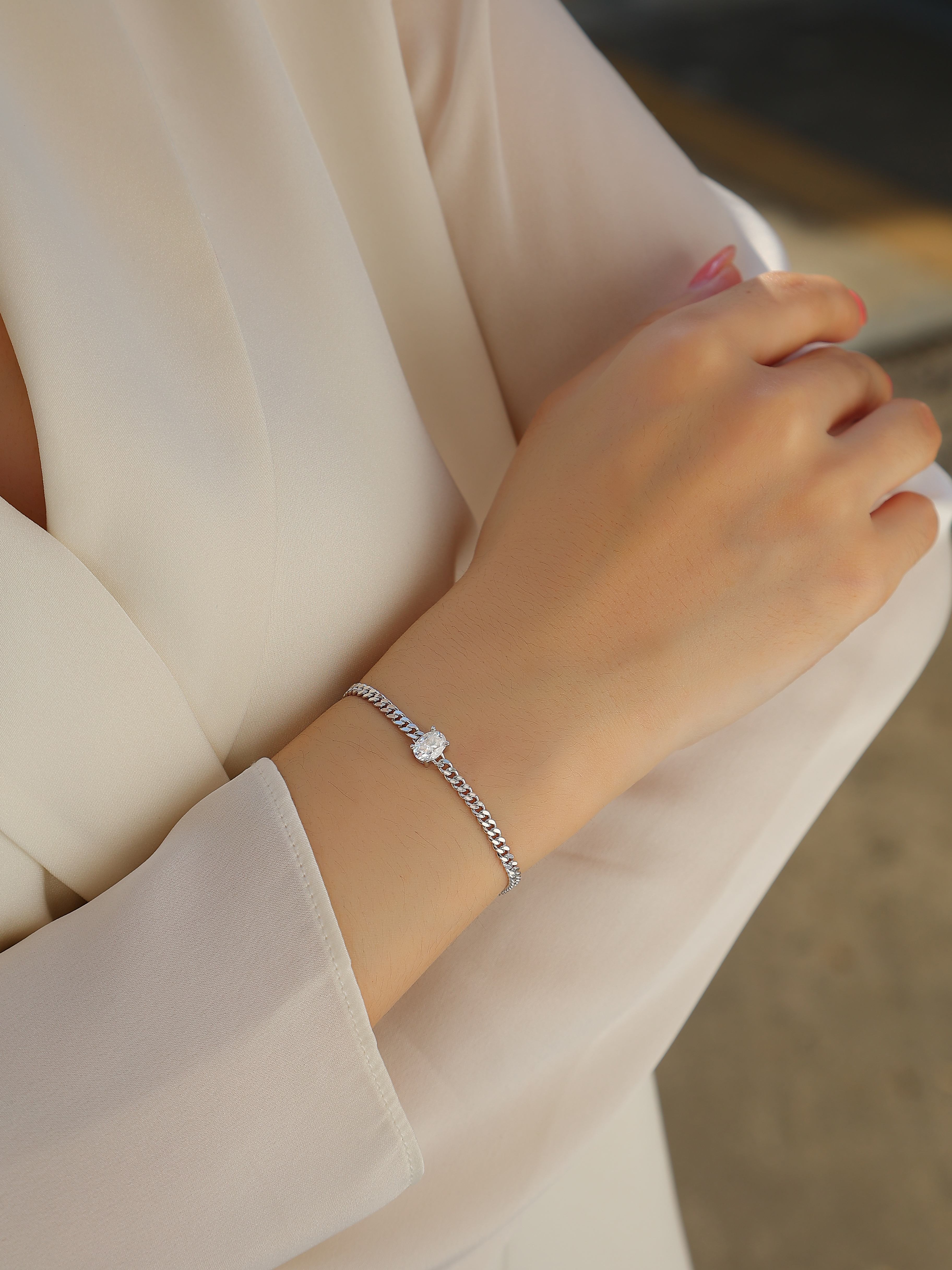 Breakthrough - Set With Top-quality Moissanite, Fashionable And Light Luxury Jewelry