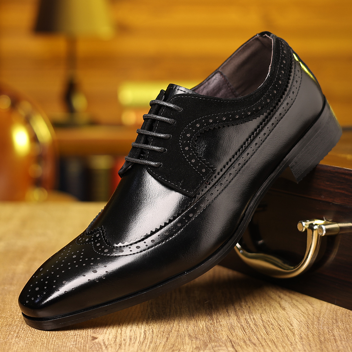 British Brogue Carved Leather Shoes, Pointed Toe Lace-Up Men's Business Wedding Shoes