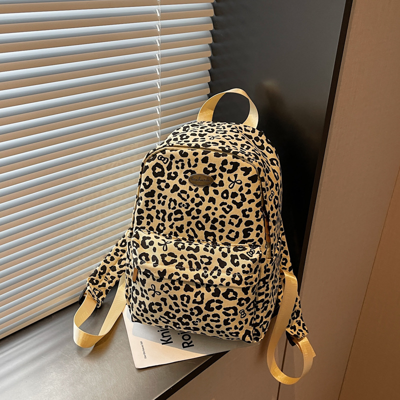 Casual And Fashionable Women's Backpack