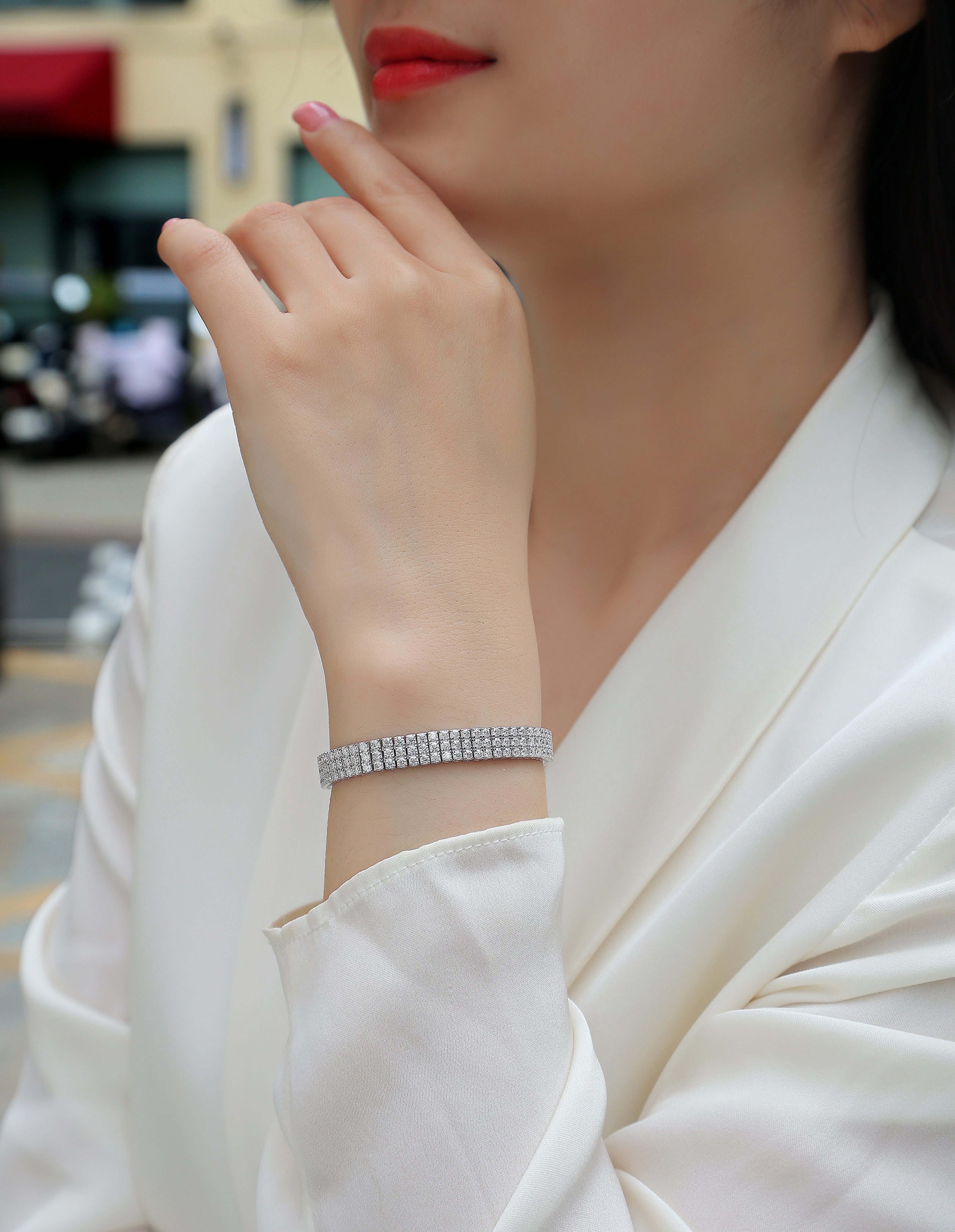 Chain Lock Radiance - A Luxurious And Fashionable Light Luxury Jewelry Silver Bracelet Set