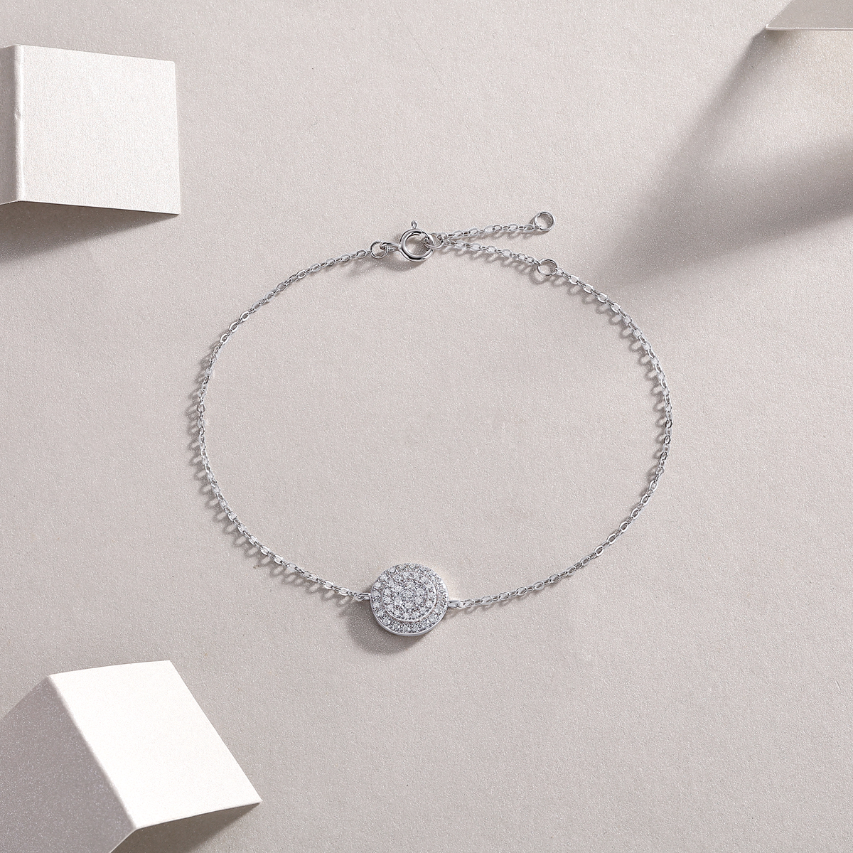 Chain Of Wealth - A Luxurious And Fashionable Light Luxury Jewelry Silver Bracelet And