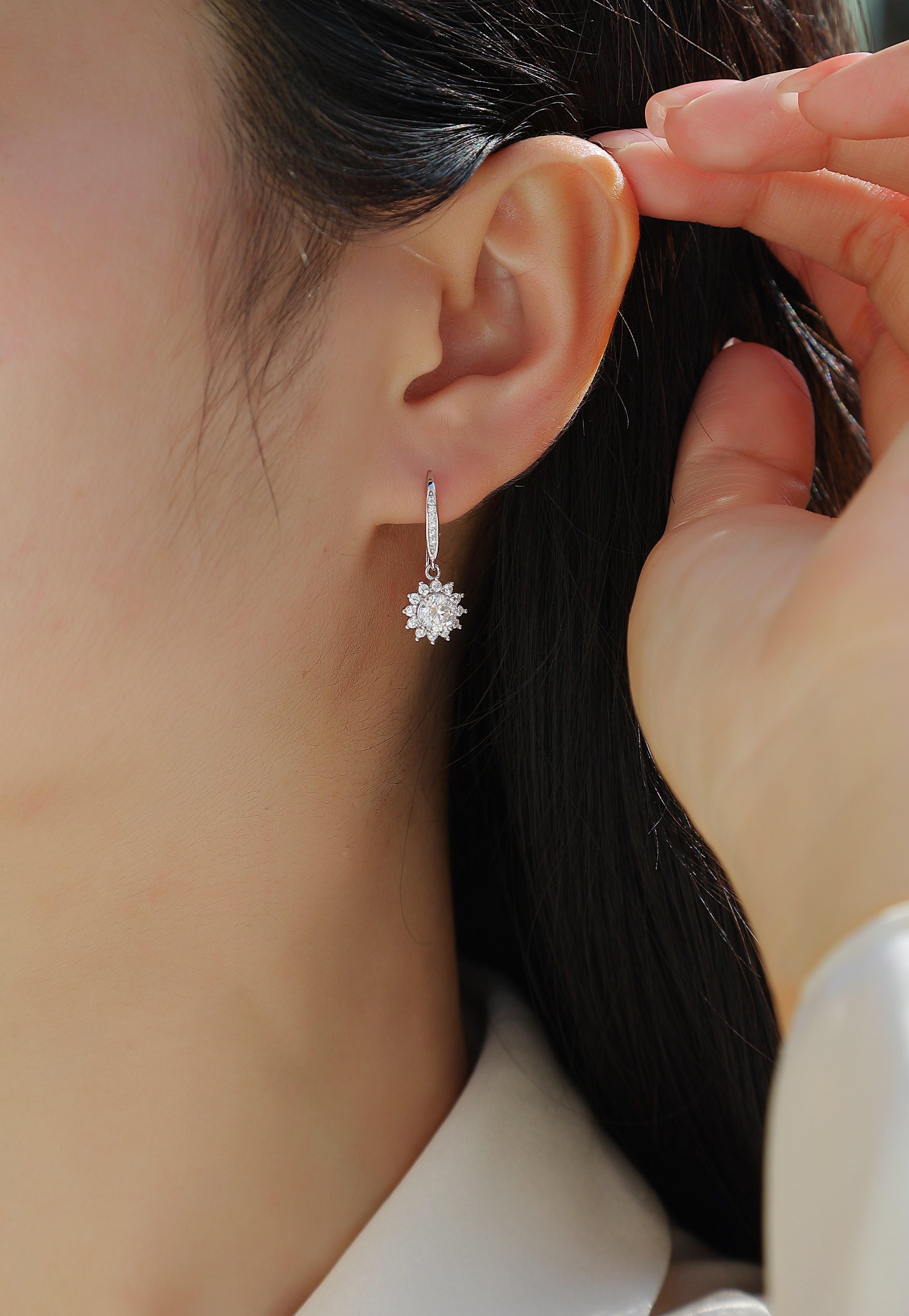 City Of Splendor - Earrings Set With Top-quality Moissanite, Silver And Platinum-plated