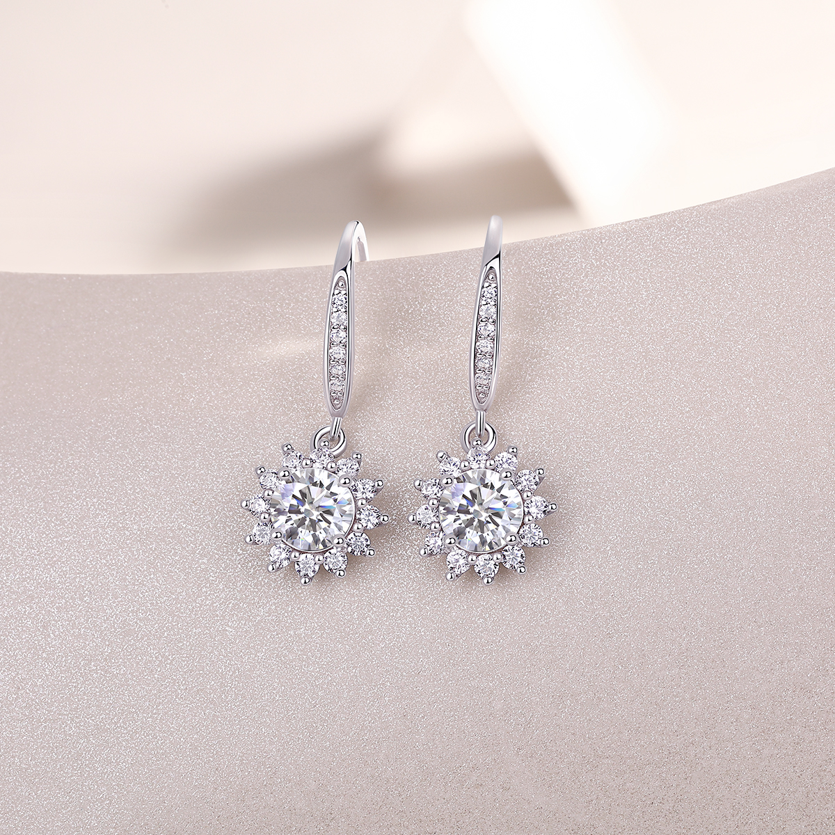 City Of Splendor - Earrings Set With Top-quality Moissanite, Silver And Platinum-plated