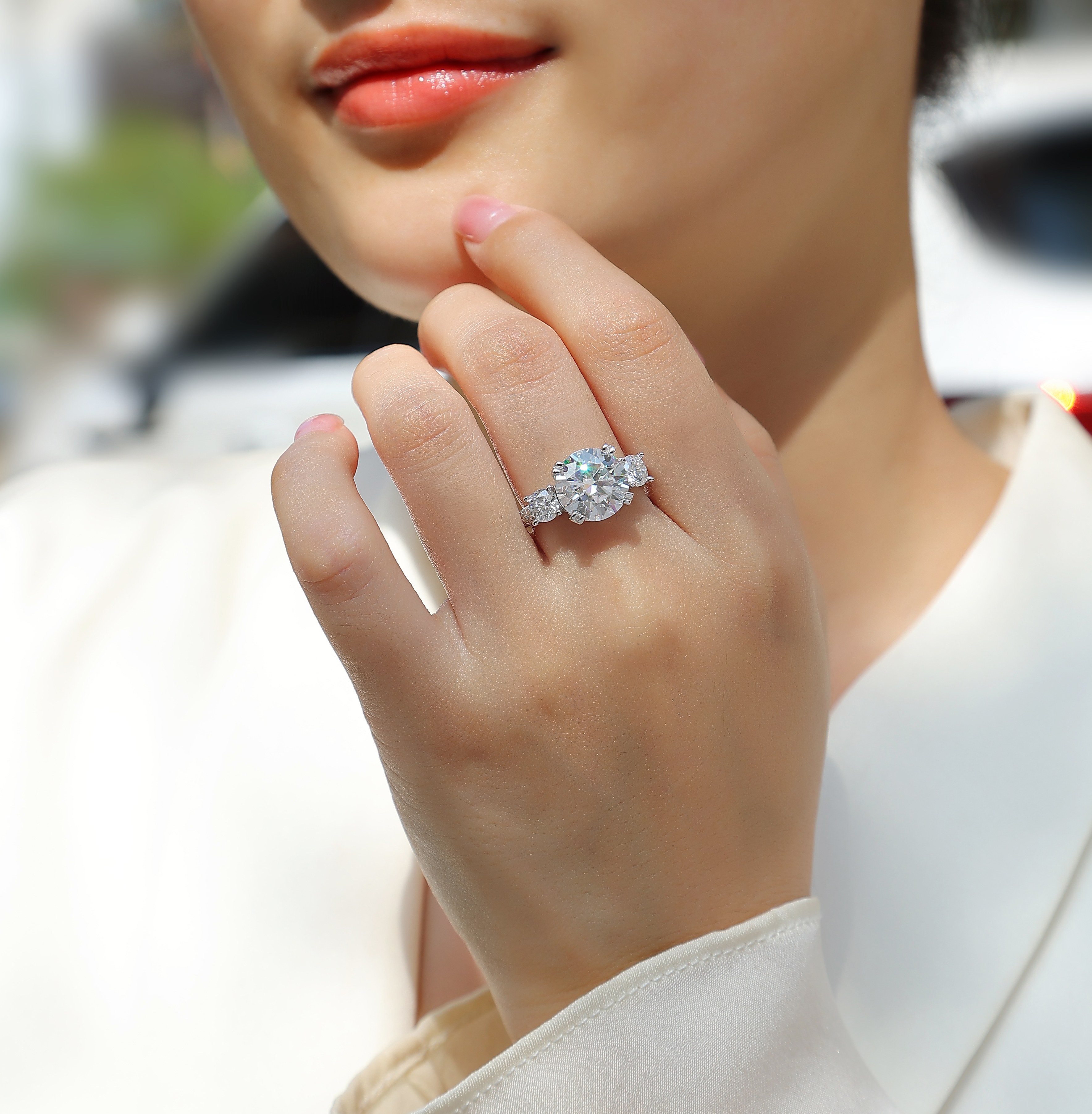 Dazzling Stars - A Wedding Ring Set With 5-carat Top-quality Moissanite Silver And