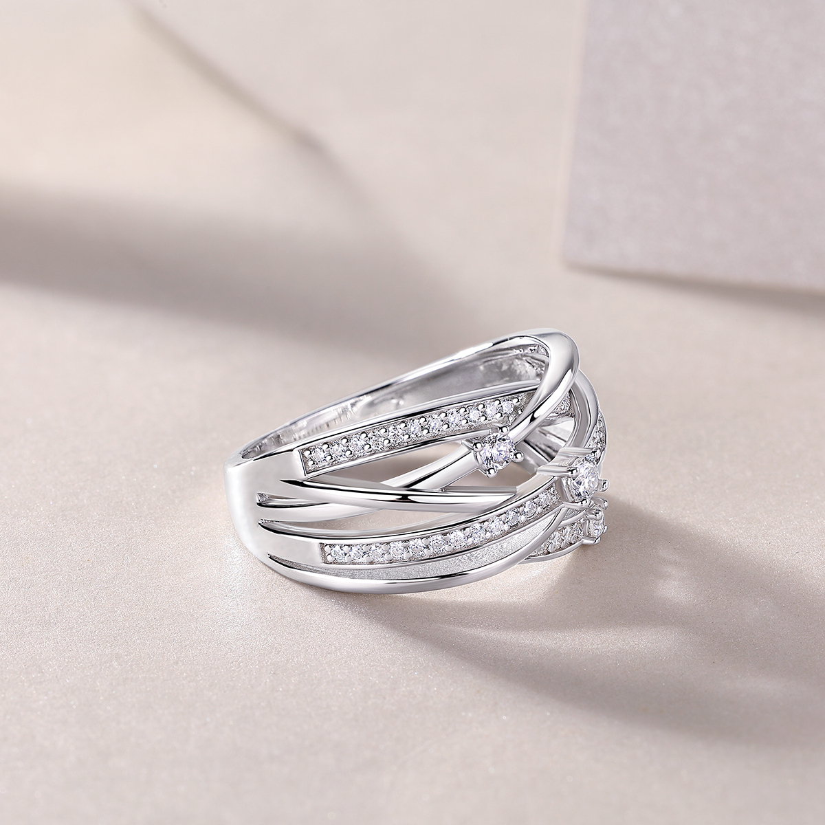 Diamond Shining - Set With Top-quality Moissanite, Silver And Platinum-plated Diamond