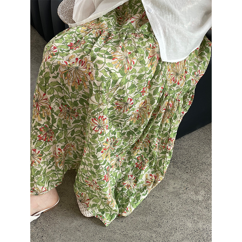Dopamine Green Floral All-Match Midi Skirt