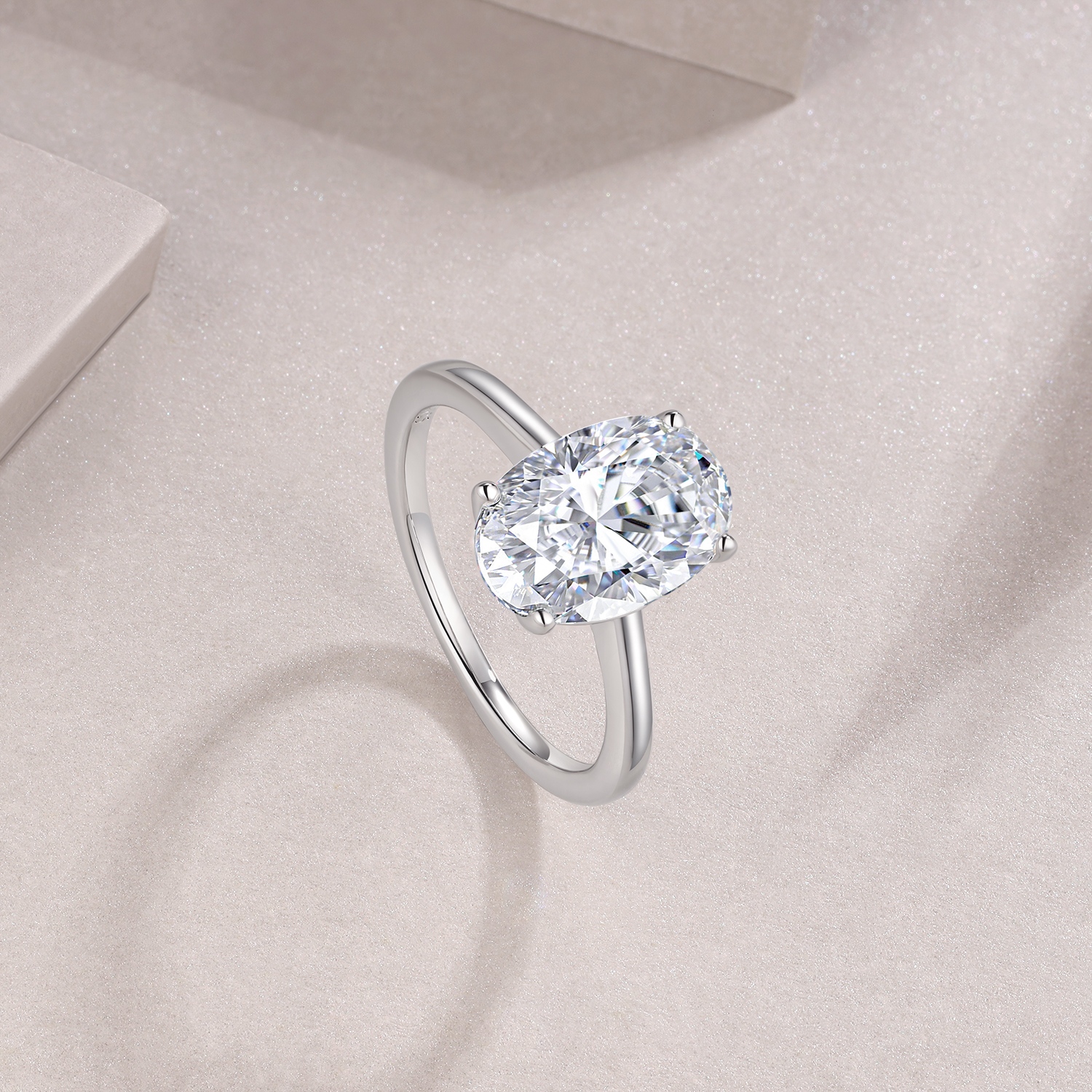 Egg-shaped Moissanite Double Rings Set With Top-quality Moissanite Luxury, Fashionable And