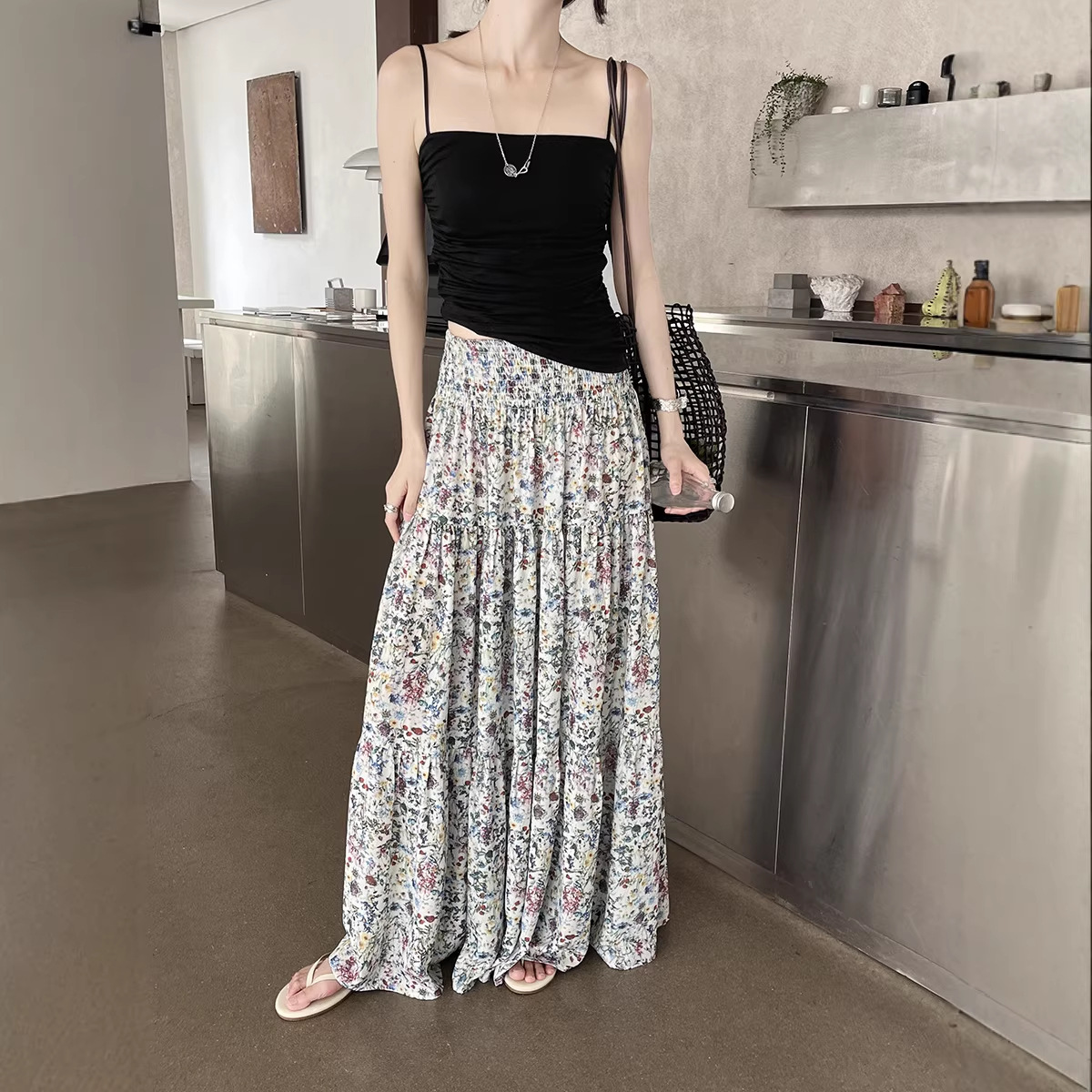 Elastic-waist Versatile A-line Skirt