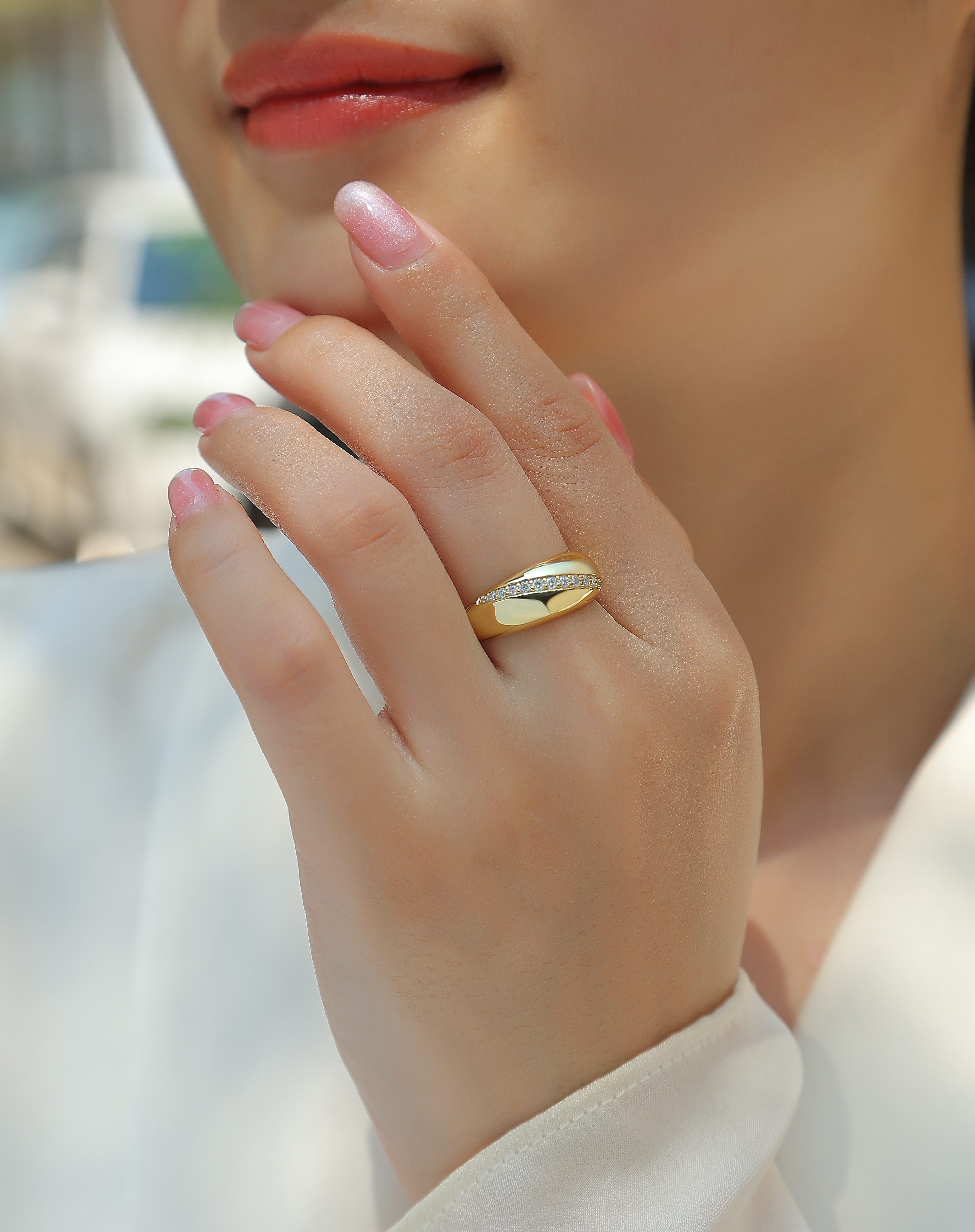 Elegant And Simple - A Luxurious And Fashionable Light Luxury Jewelry Silver Ring Set With