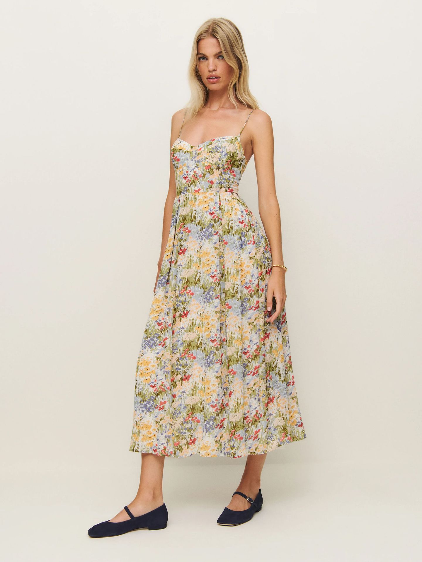 Elegant Figure-flattering Gown For A Sophisticated Lady