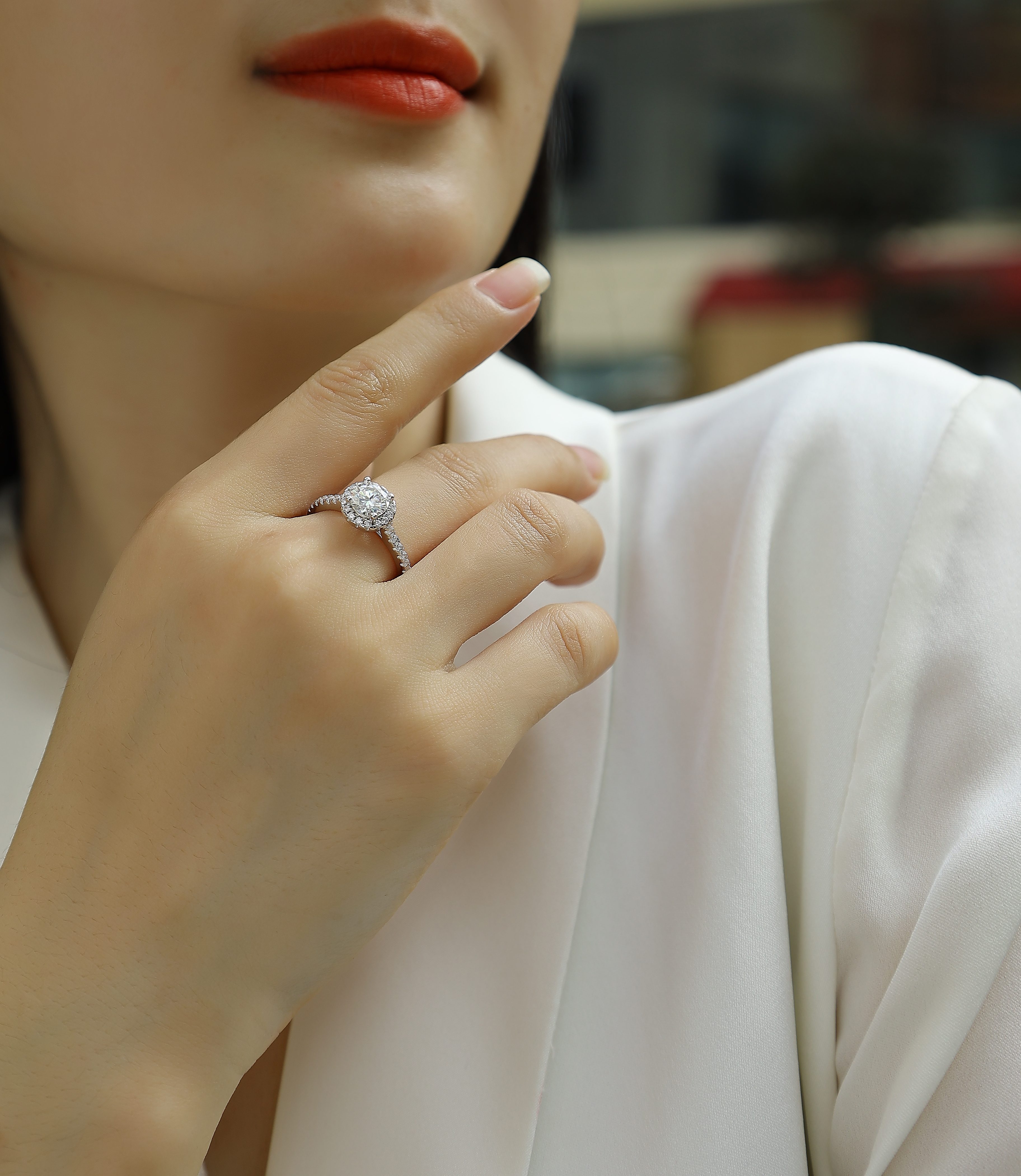 Embrace Your Lover - A Wedding Ring Set With 1-carat Top-quality Moissanite Silver And
