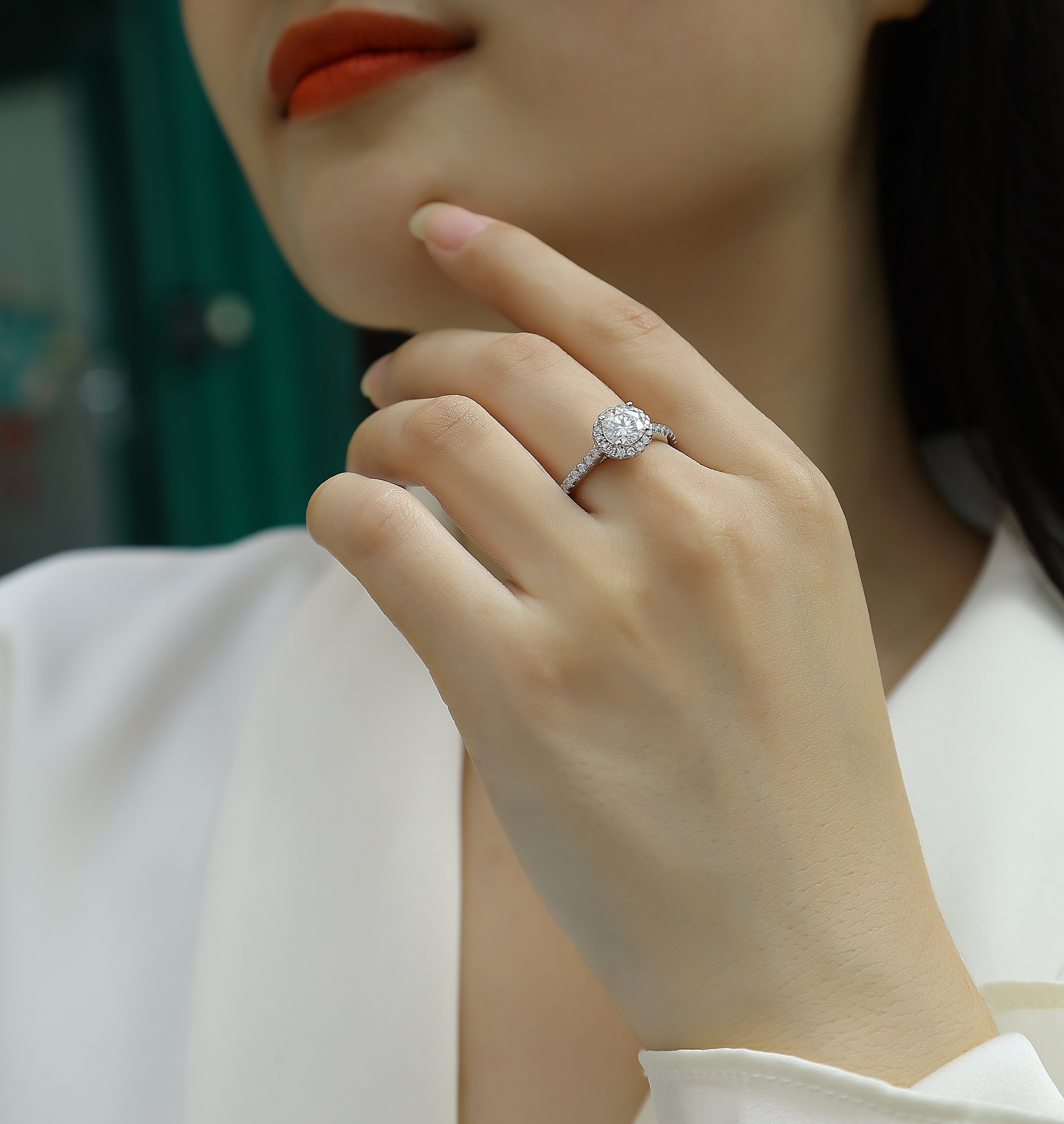Embrace Your Lover - A Wedding Ring Set With 1-carat Top-quality Moissanite Silver And