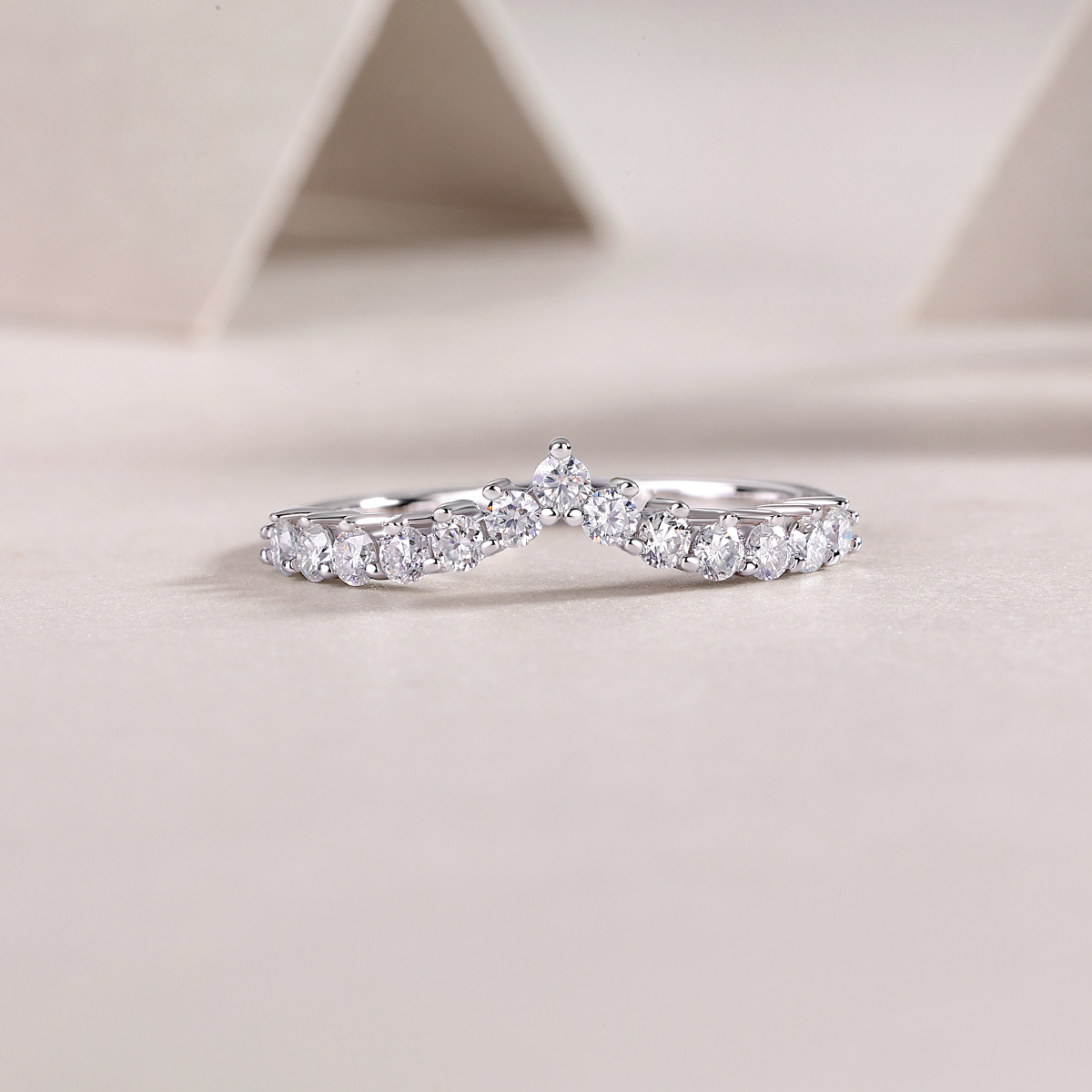 Embrace Yourself - A Wedding Ring Set With Top-quality Moissanite Silver And