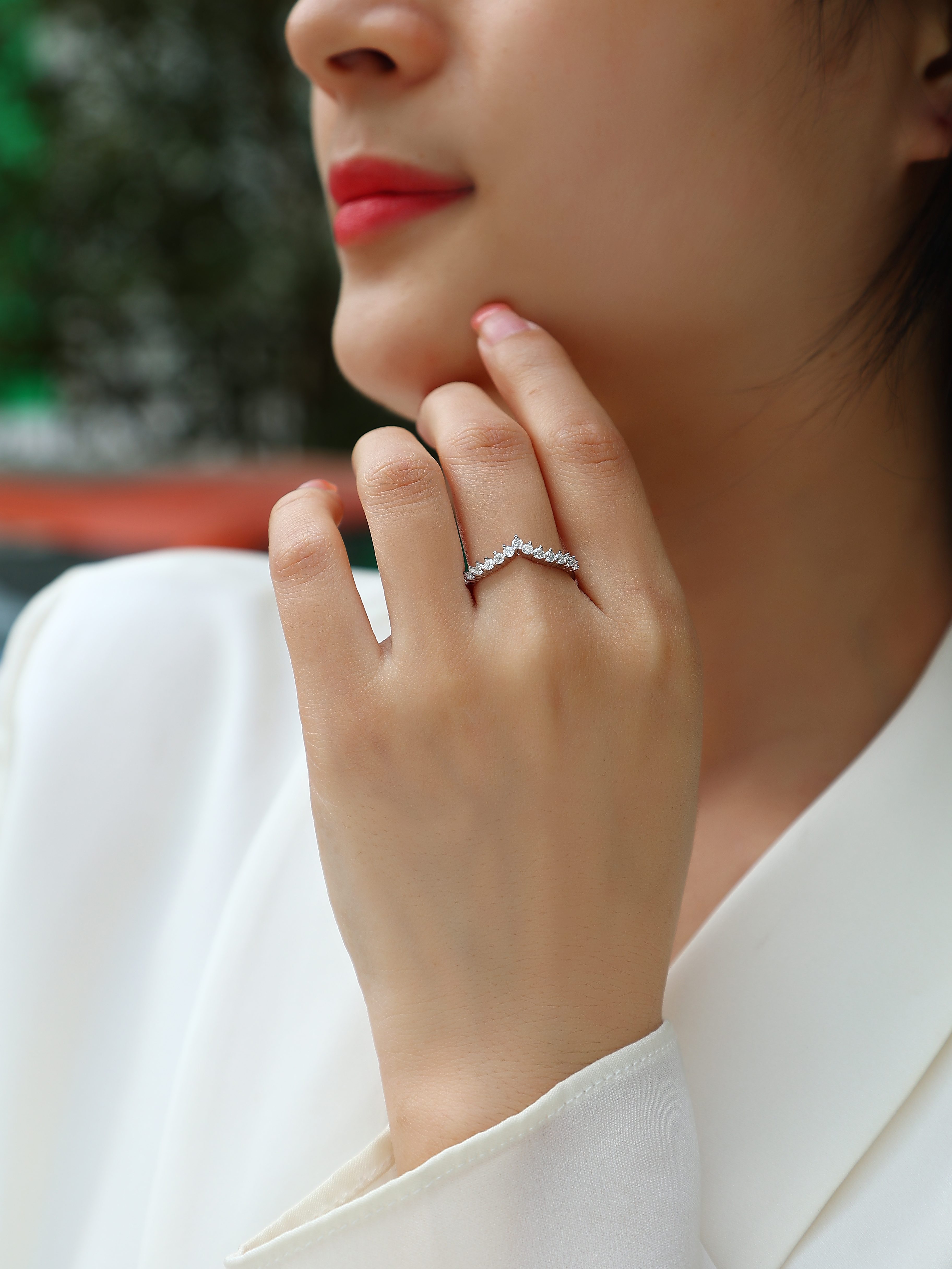 Embrace Yourself - A Wedding Ring Set With Top-quality Moissanite Silver And