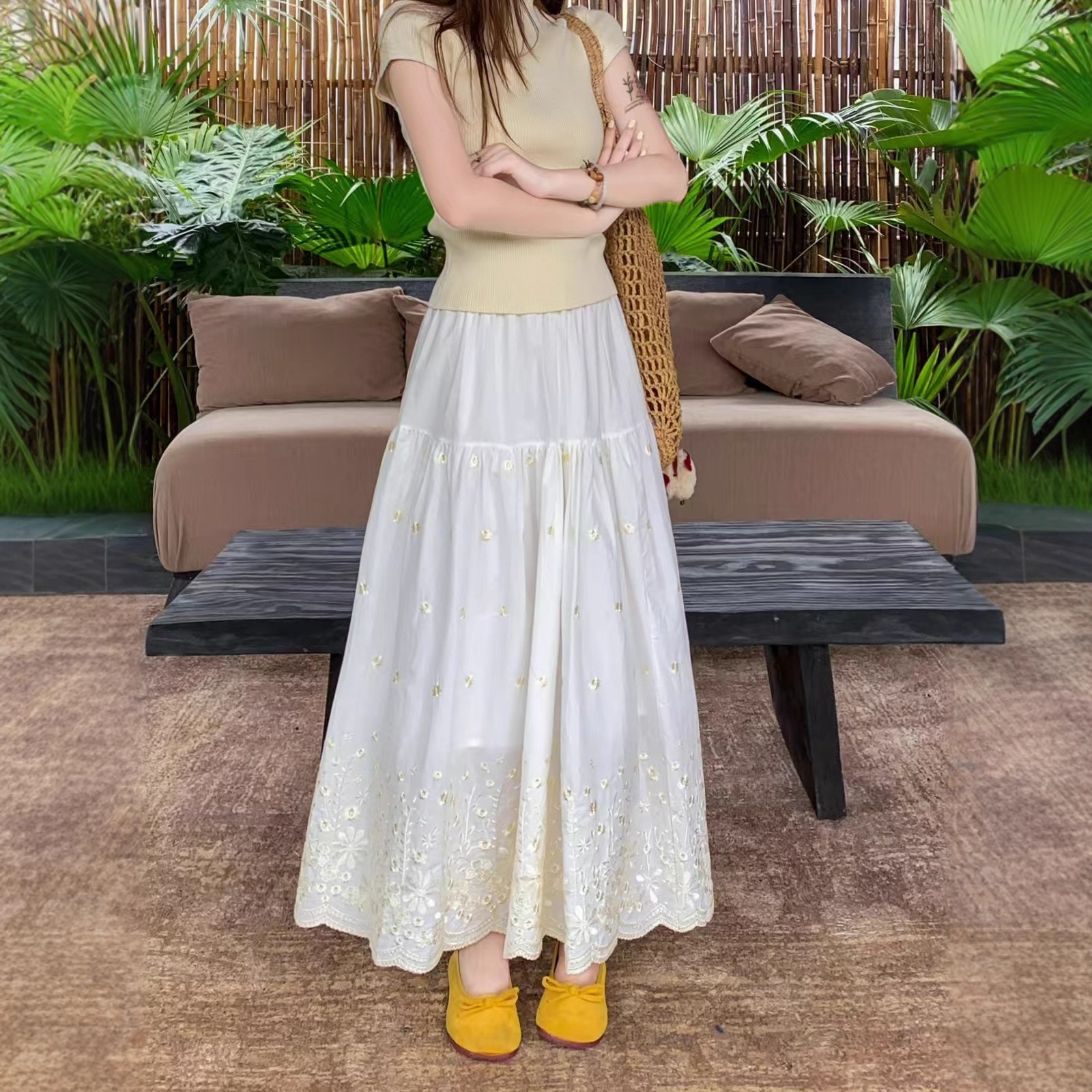 Ethereally Chic And Elegant Blue-and-white Porcelain Inspired Embroidered Long Dress
