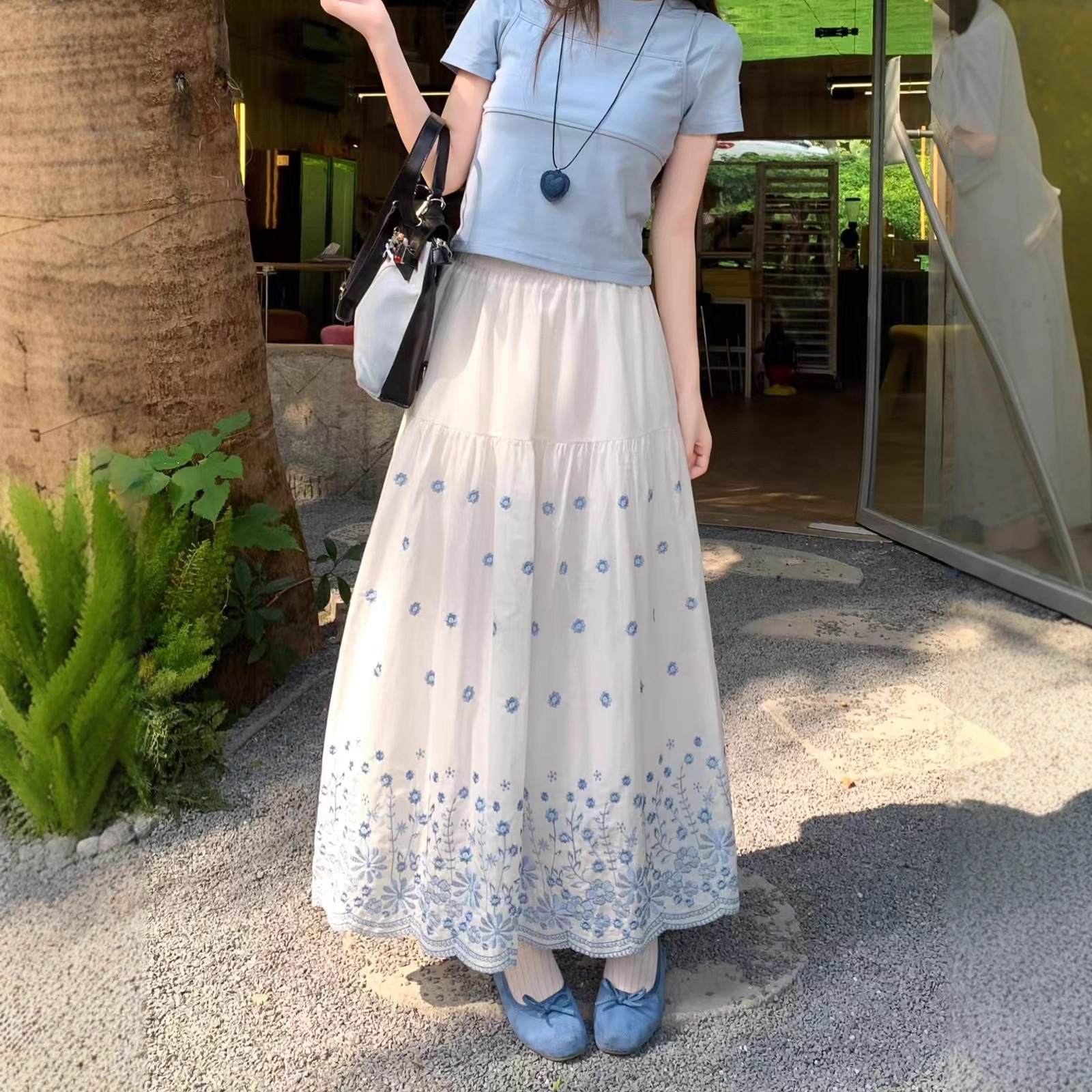 Ethereally Chic And Elegant Blue-and-white Porcelain Inspired Embroidered Long Dress