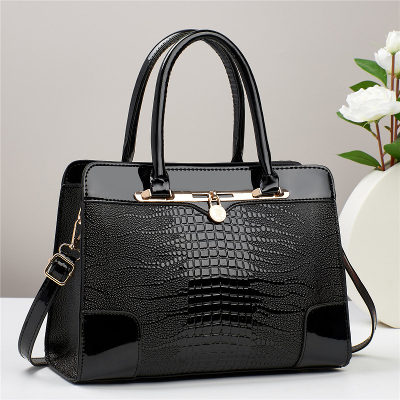 Fashionable Patterned Casual Handbag