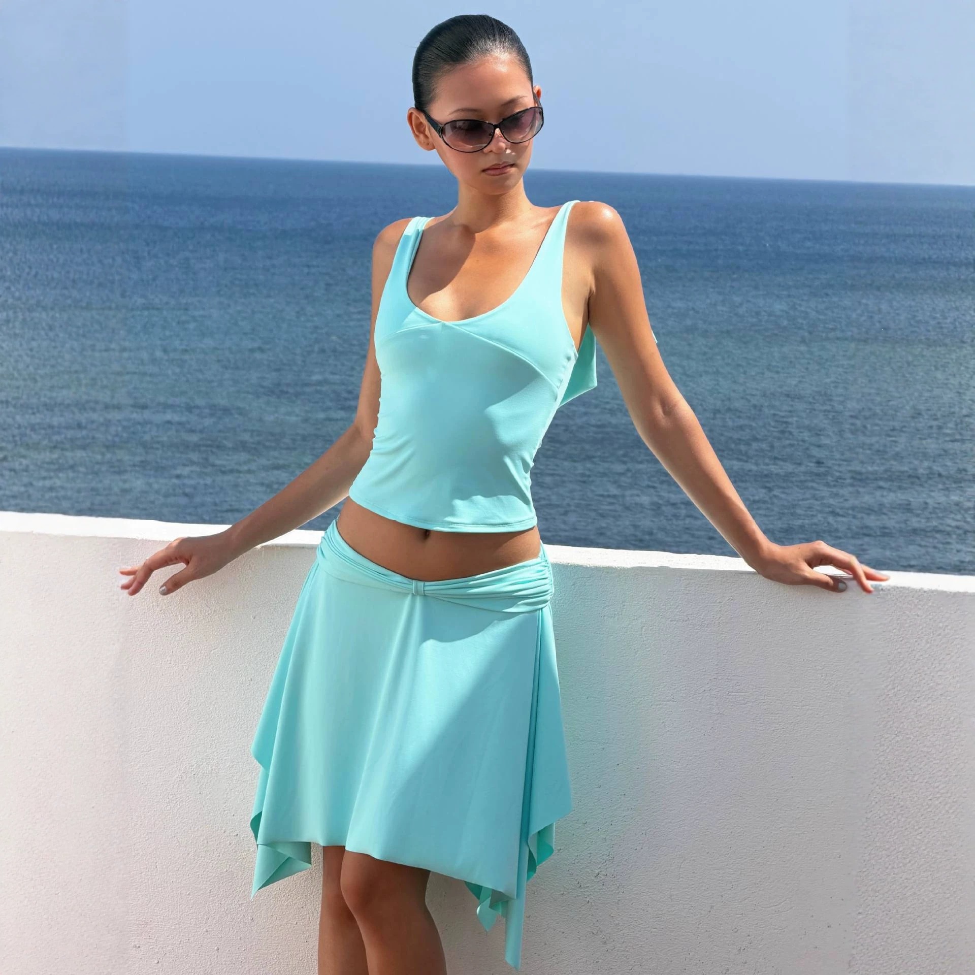 Flowing Hip-covering Figure-flattering Solid-color Beach Skirt