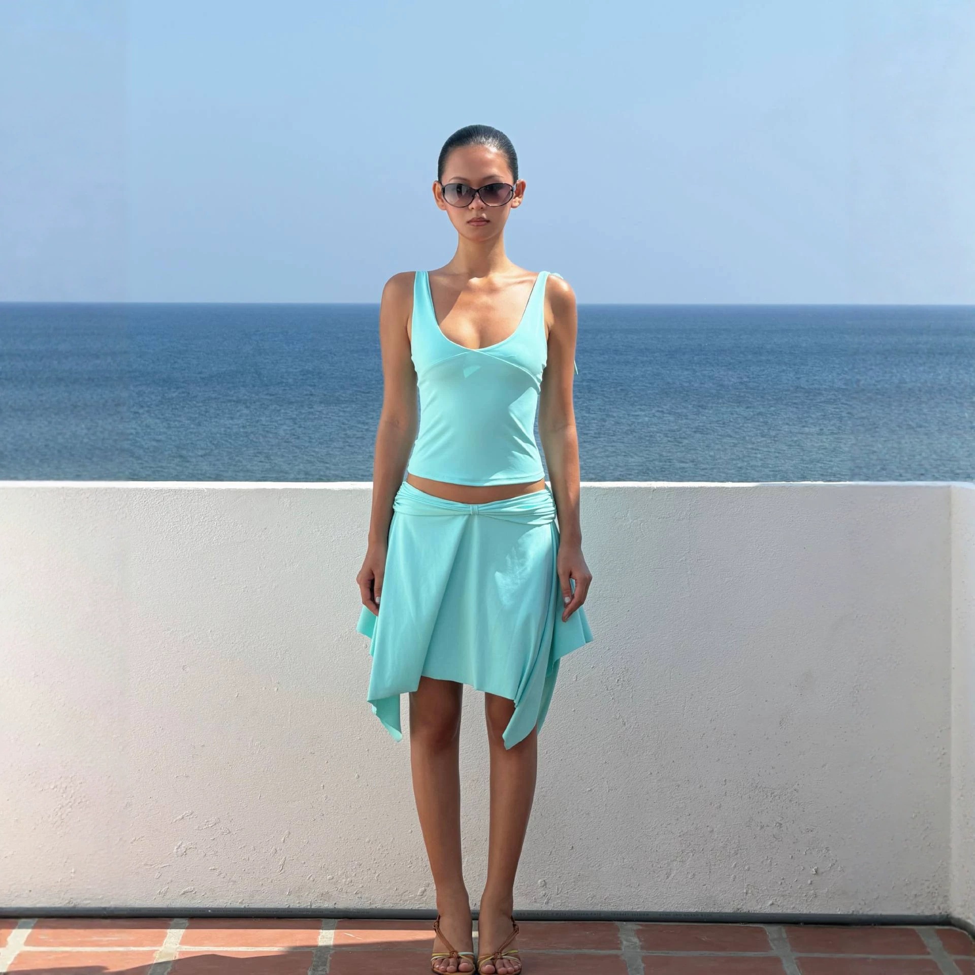 Flowing Hip-covering Figure-flattering Solid-color Beach Skirt