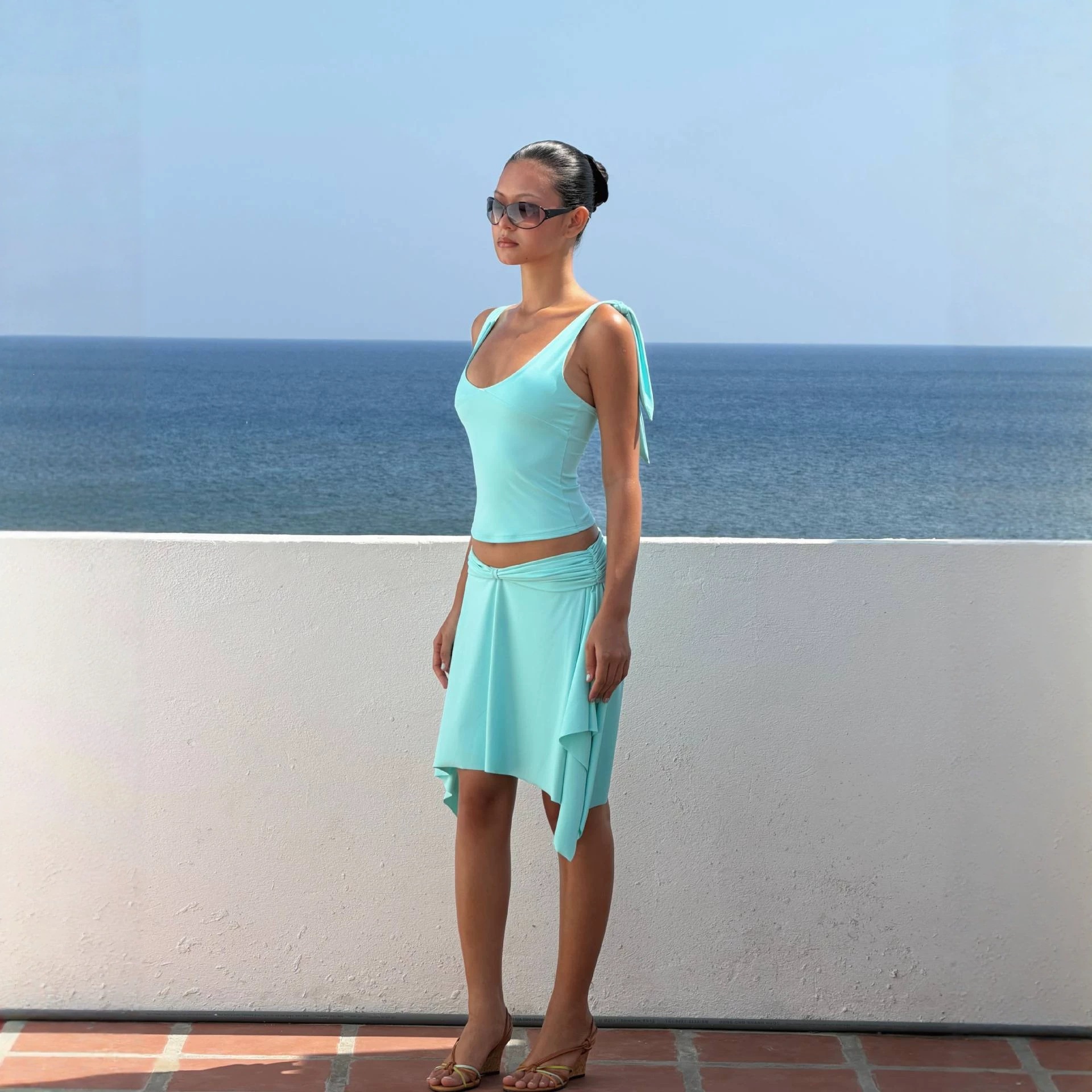 Flowing Hip-covering Figure-flattering Solid-color Beach Skirt
