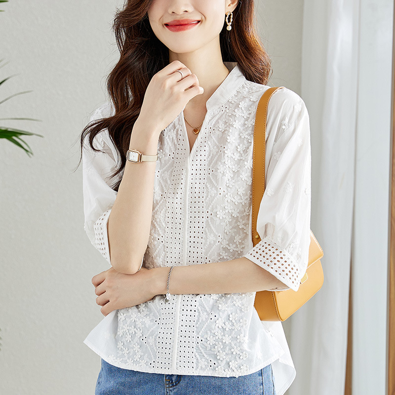 French-style Embroidered Shirt Womens Three-quarter-sleeve Summer Blouse