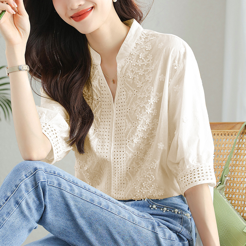 French-style Embroidered Shirt Womens Three-quarter-sleeve Summer Blouse