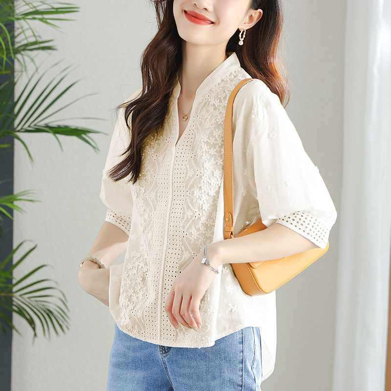 French-style Embroidered Shirt Womens Three-quarter-sleeve Summer Blouse