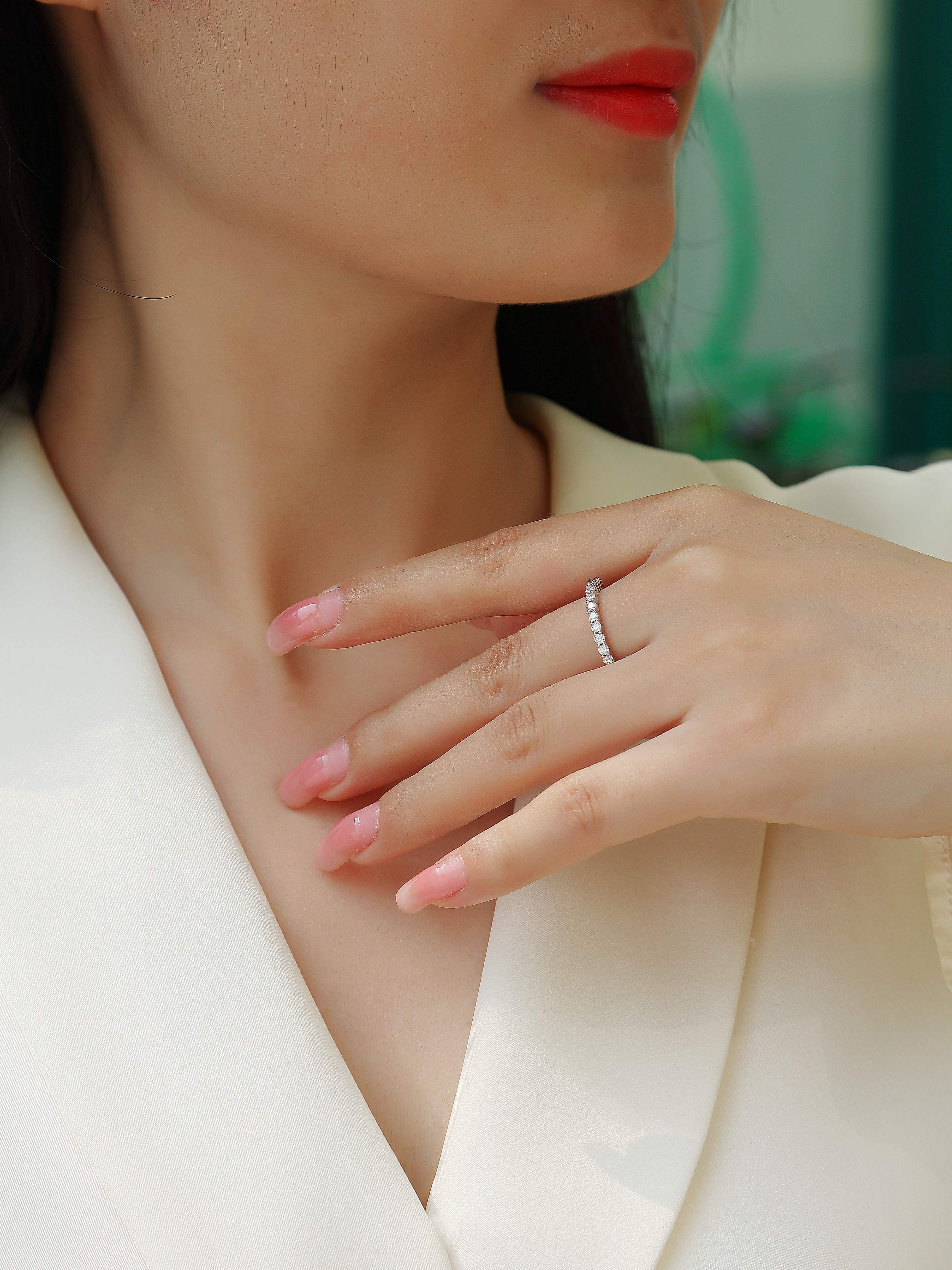 Galaxy Trajectory - A Wedding Ring Set With Top-quality Moissanite Silver And