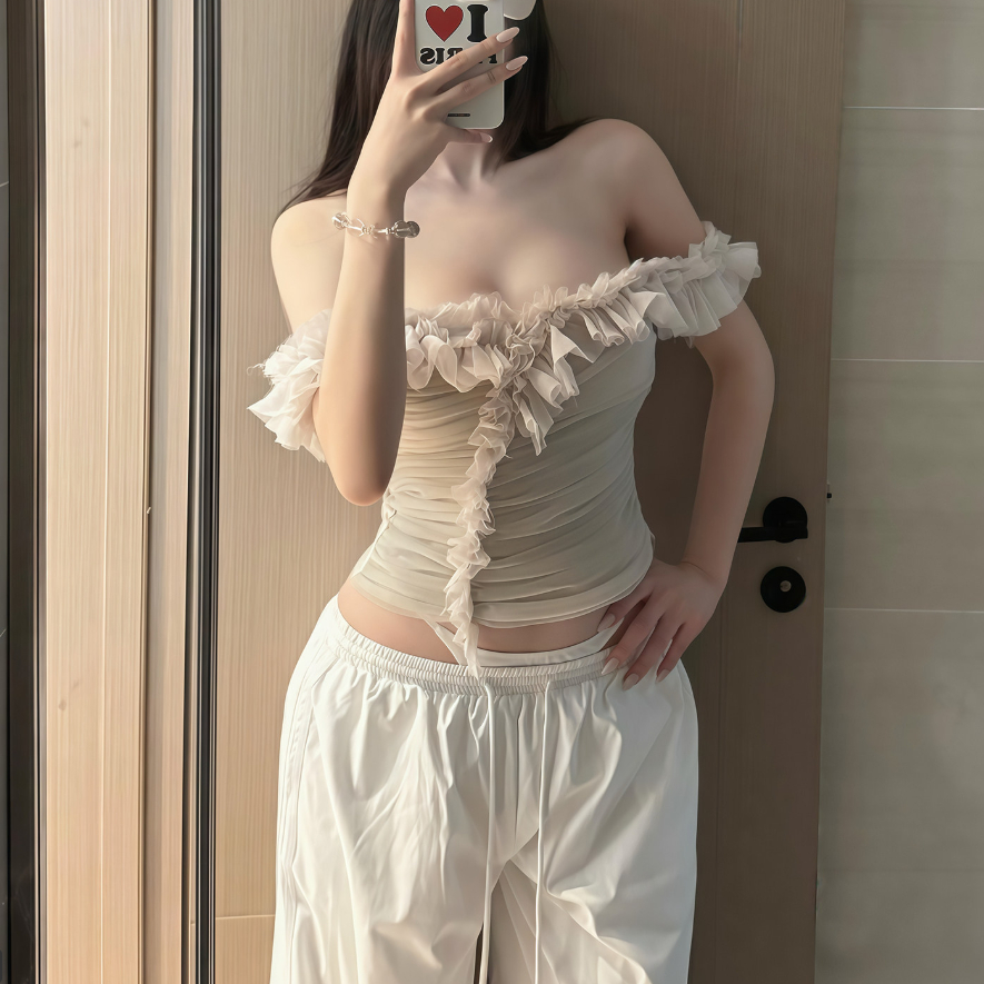Gentle-style Off-shoulder Ruffled Short-sleeve T-shirt