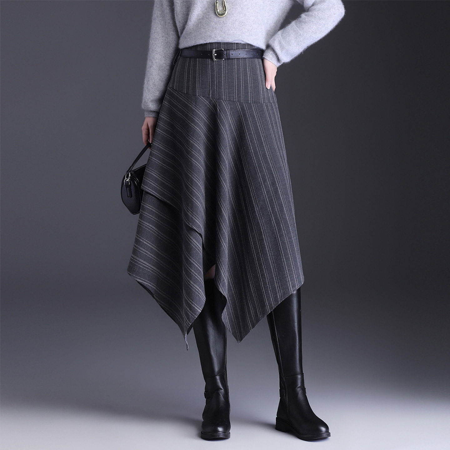 High-waisted Hip-covering Asymmetrical Skirt
