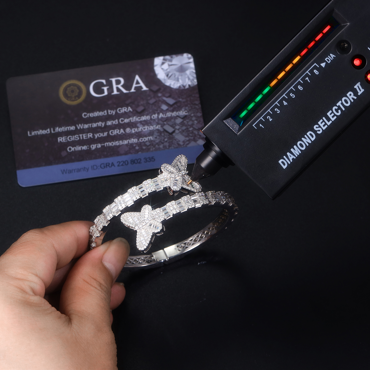 Schmuckarmband mit hochwertigem Moissanit, elegant und modisch, luxuriös und
