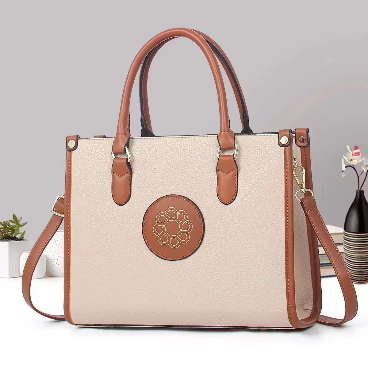 Korean-style Elegant Womens Casual Tote Handbag